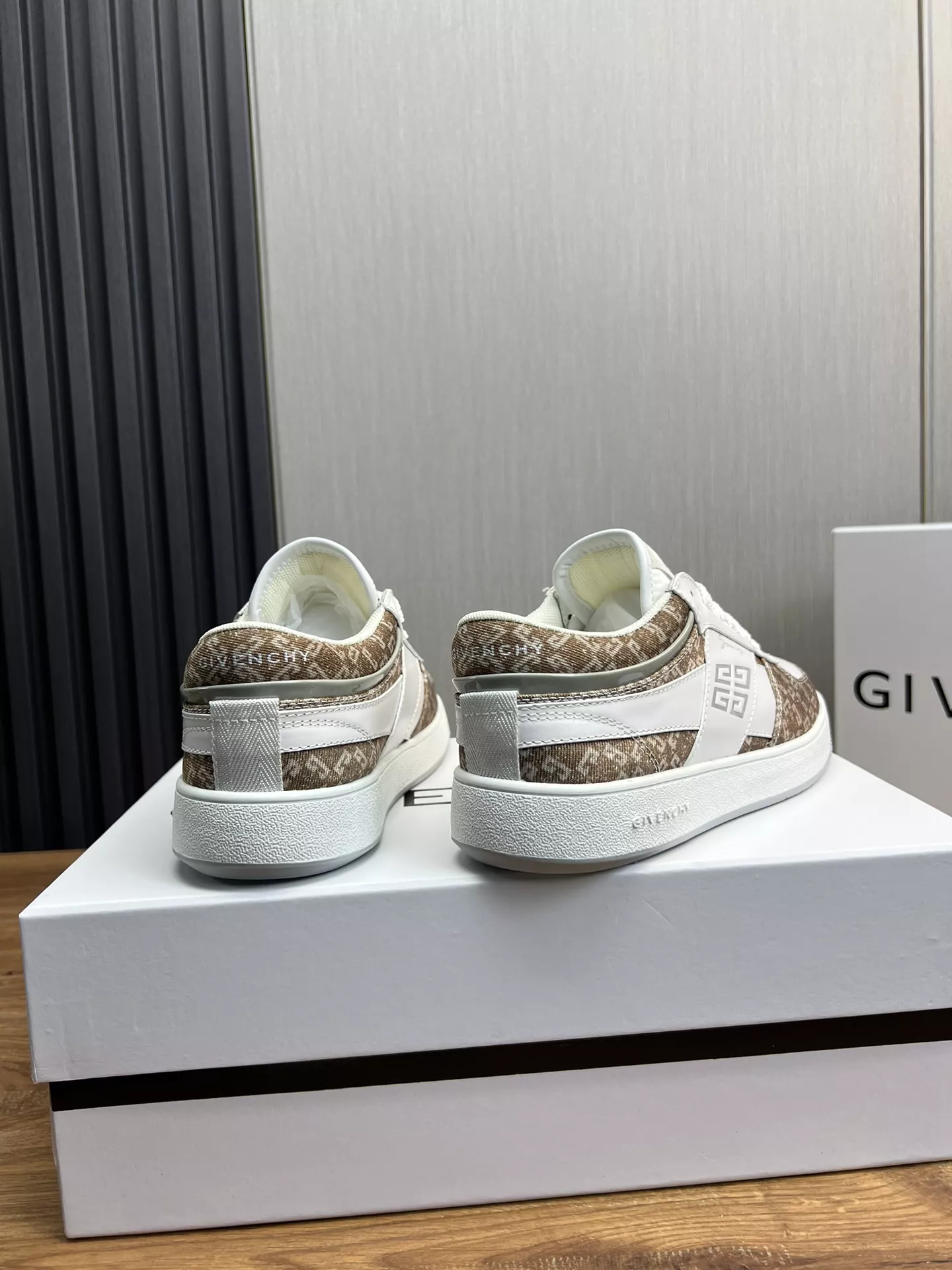 Trendy 3000 Givenchy Casual Shoes For Men