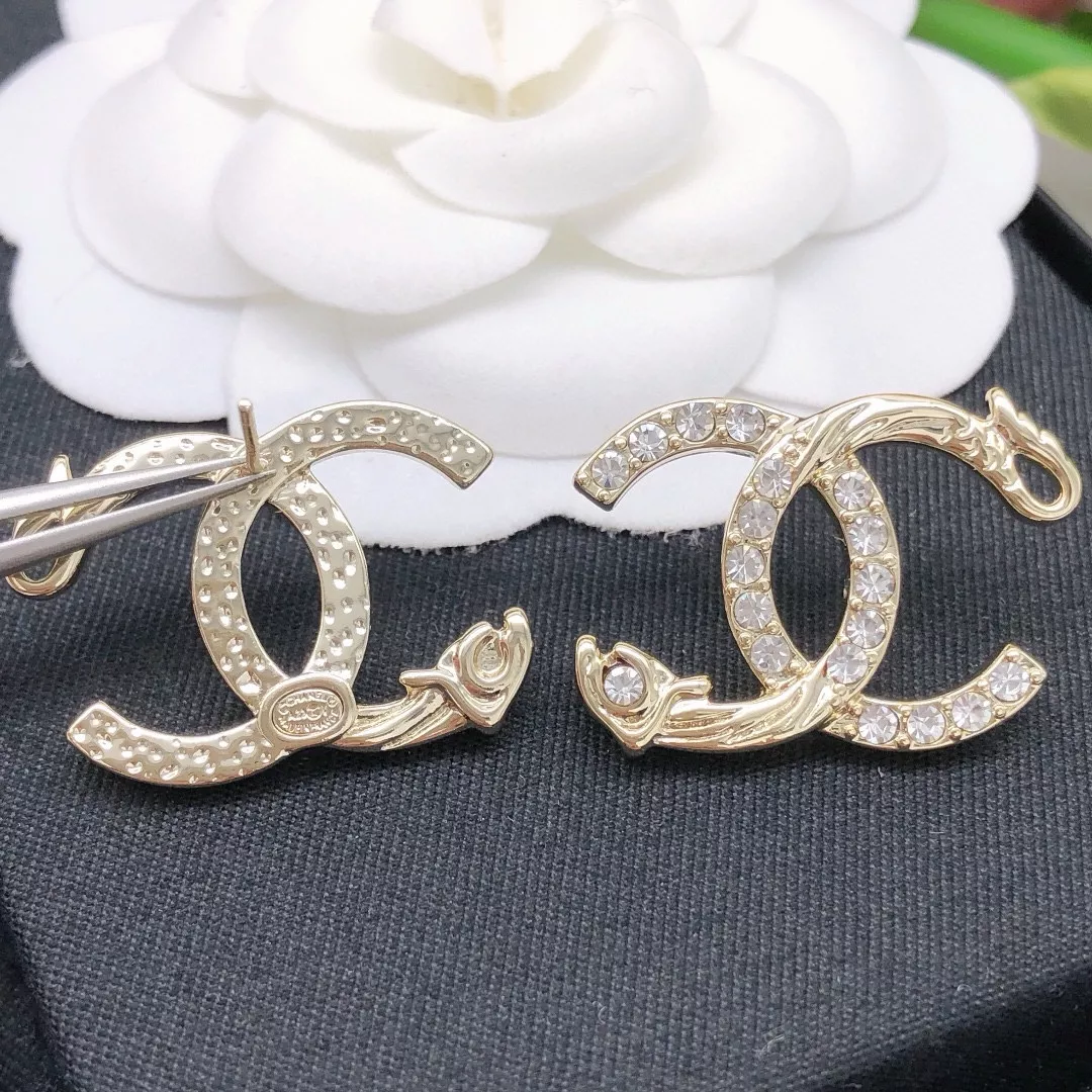Trendy 3049 Chanel Earrings For Women