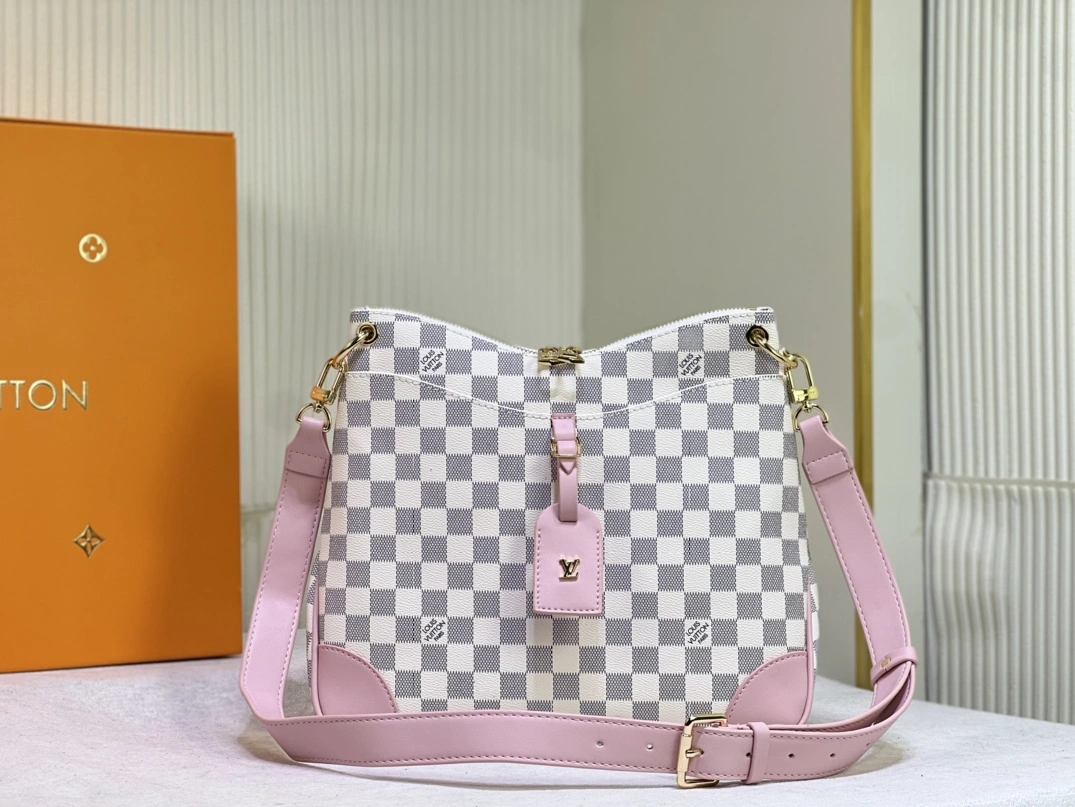 Trendy 3074 Louis Vuitton AAA Quality Messenger Bags For Women