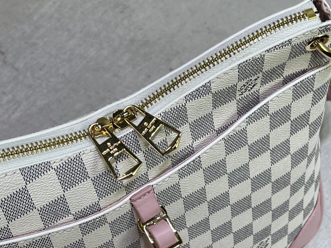 Trendy 3074 Louis Vuitton AAA Quality Messenger Bags For Women