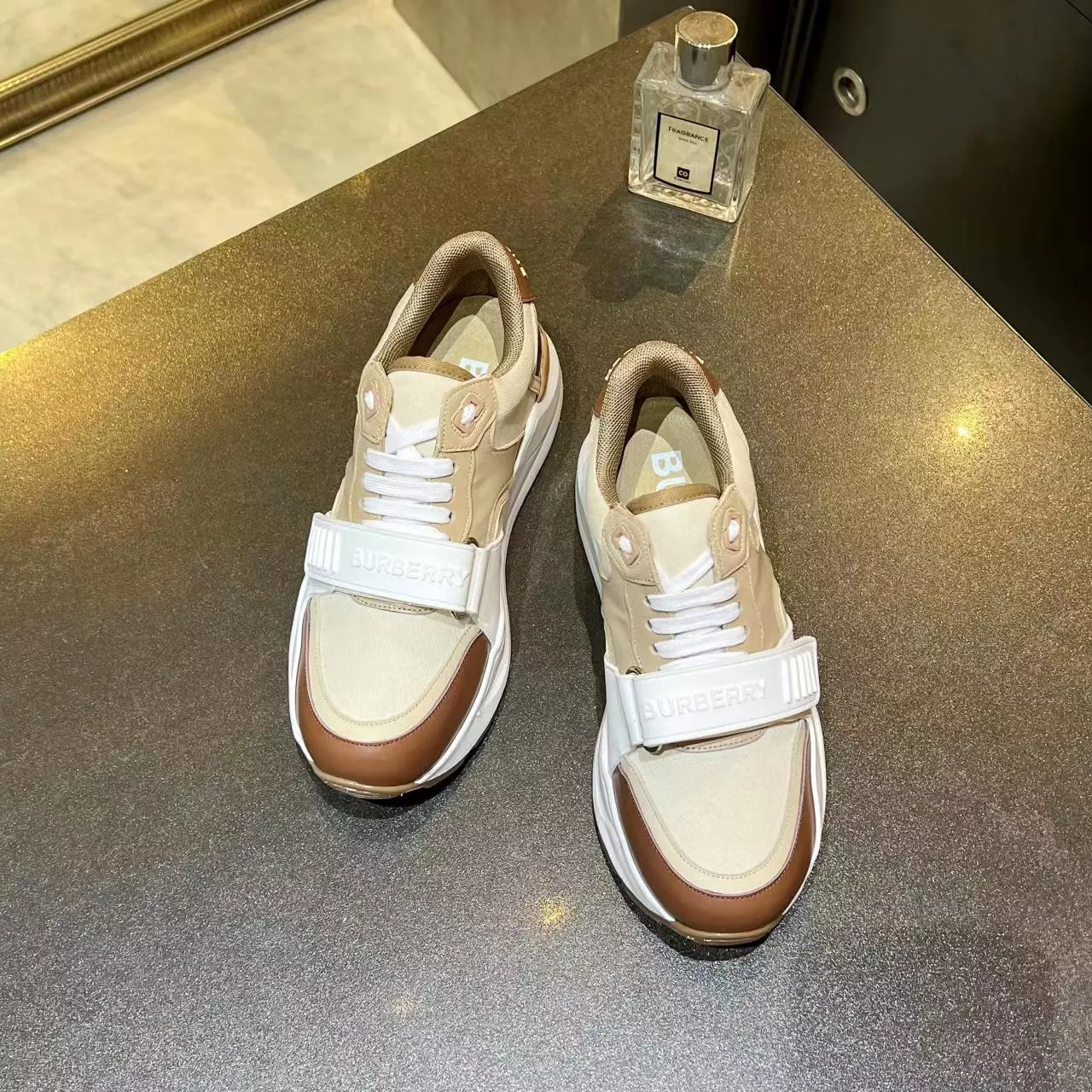 Trendy 3089 Burberry Casual Shoes For Men