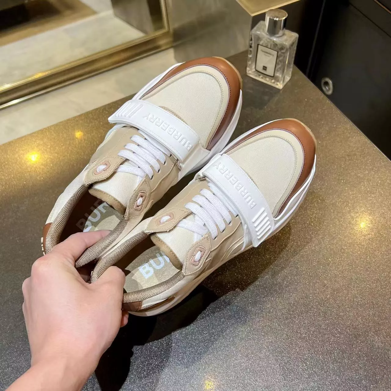 Trendy 3089 Burberry Casual Shoes For Men
