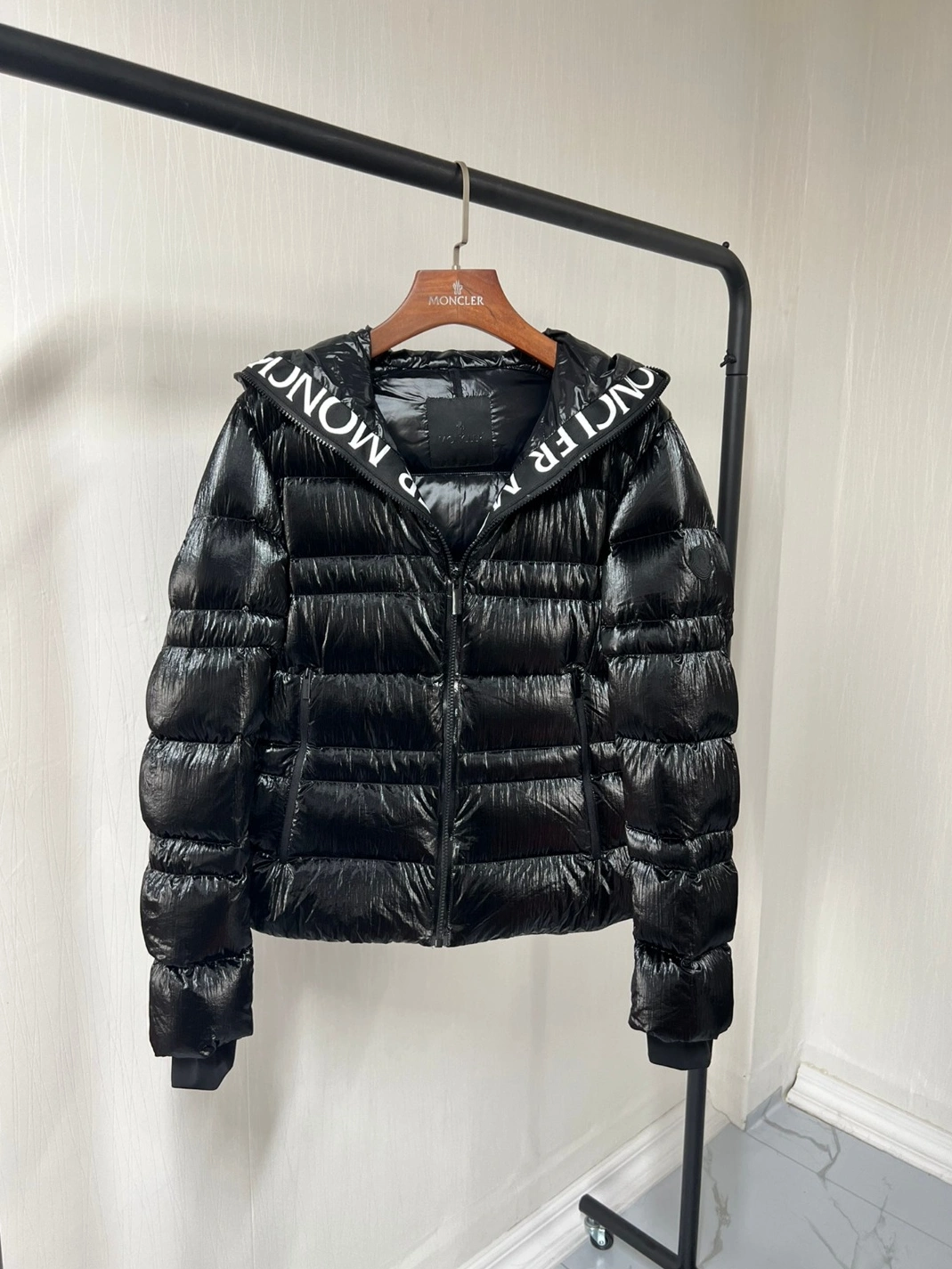 Trendy 310 Moncler Down Feather Coat Long Sleeved For Women