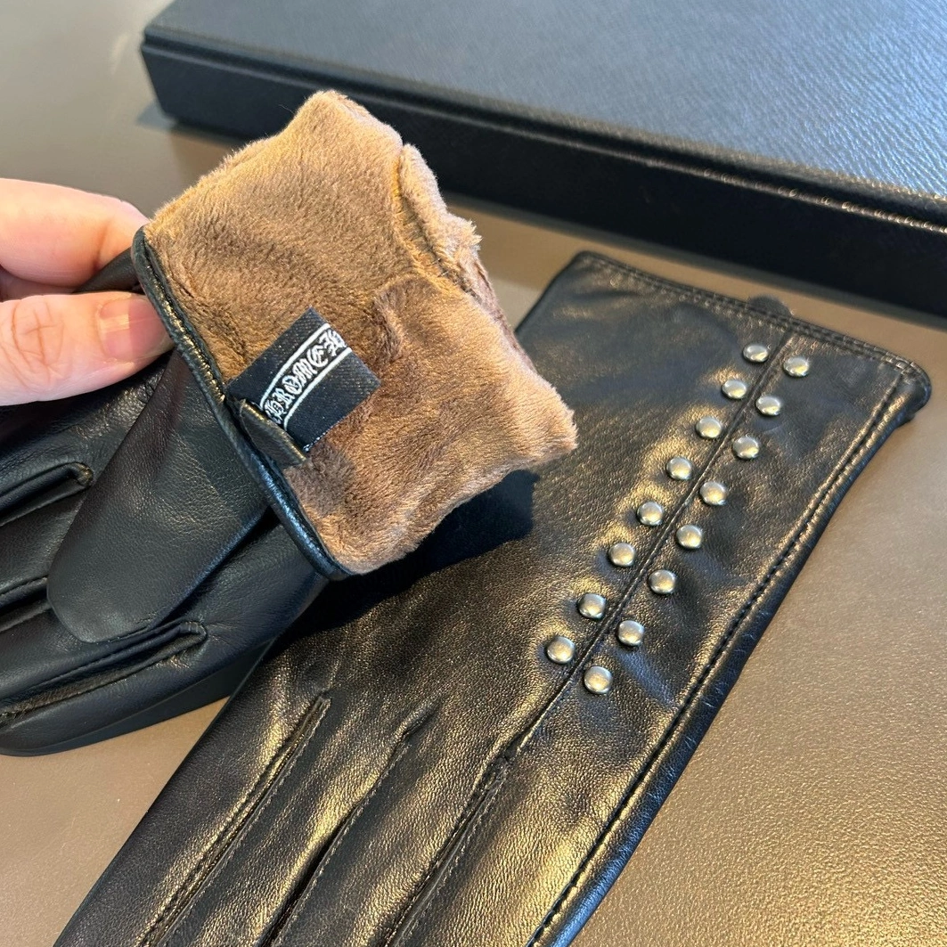 Trendy 3137 Chrome Hearts Gloves For Women