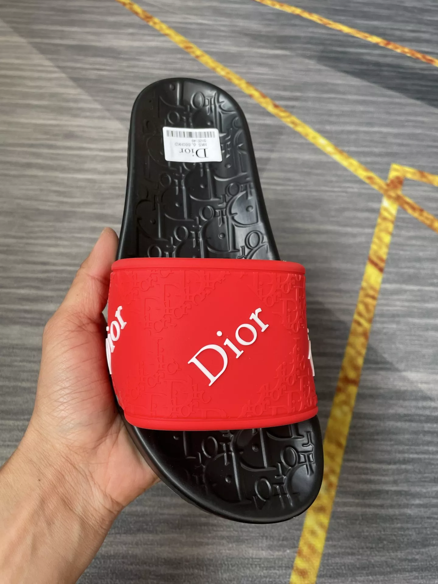 Trendy 3306 Christian Dior Slippers For Men