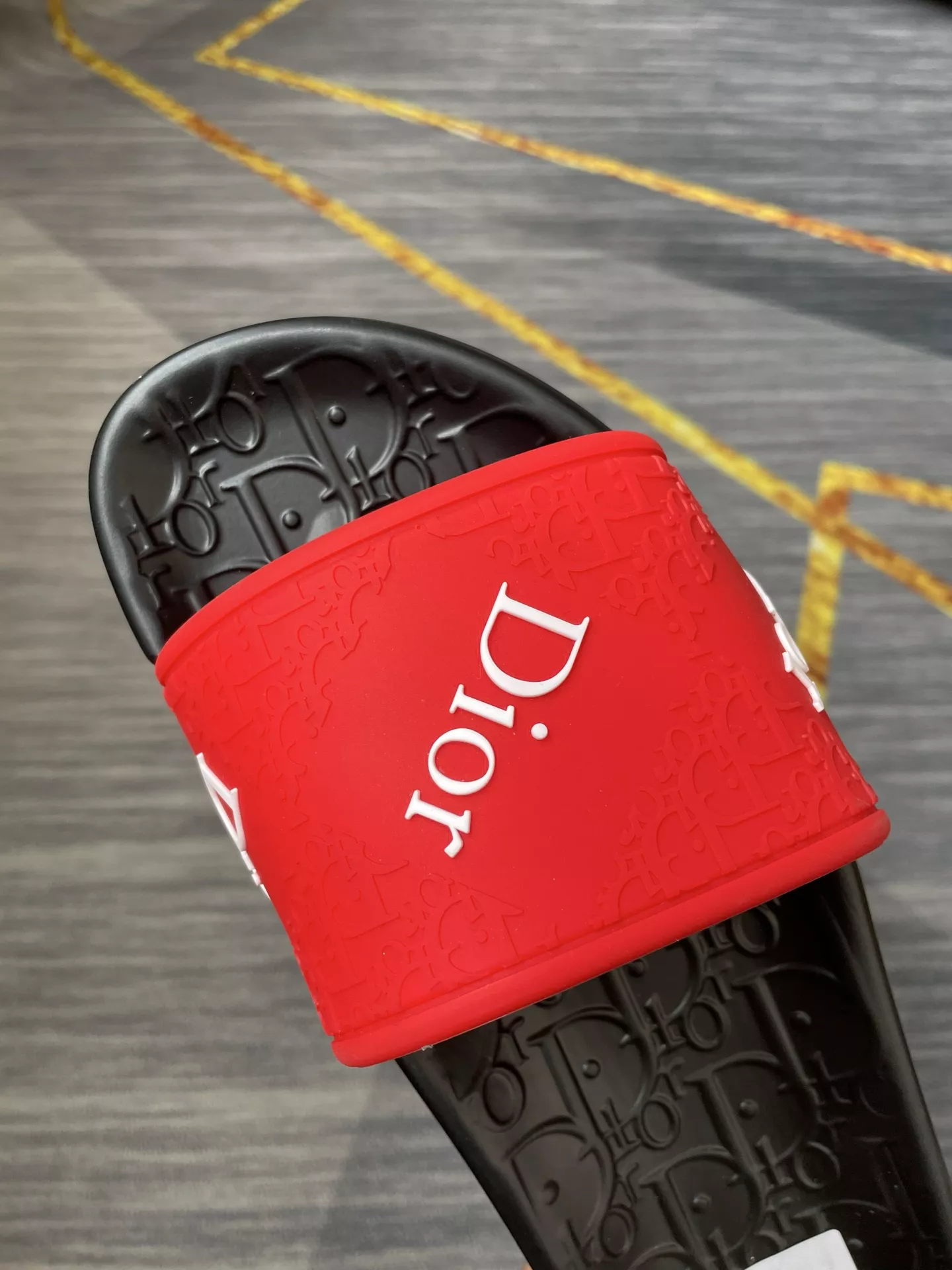 Trendy 3306 Christian Dior Slippers For Men