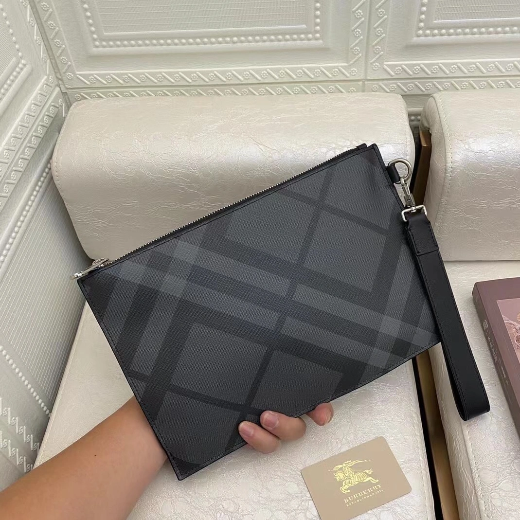 Trendy 3467 Burberry AAA Man Wallets