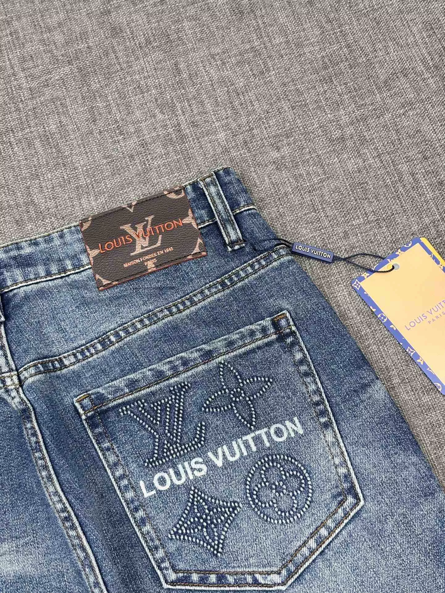 Trendy 3686 Louis Vuitton LV Jeans For Men