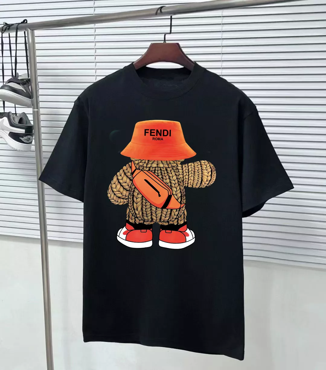 Trendy 3930 Fendi T-Shirts Short Sleeved For Unisex