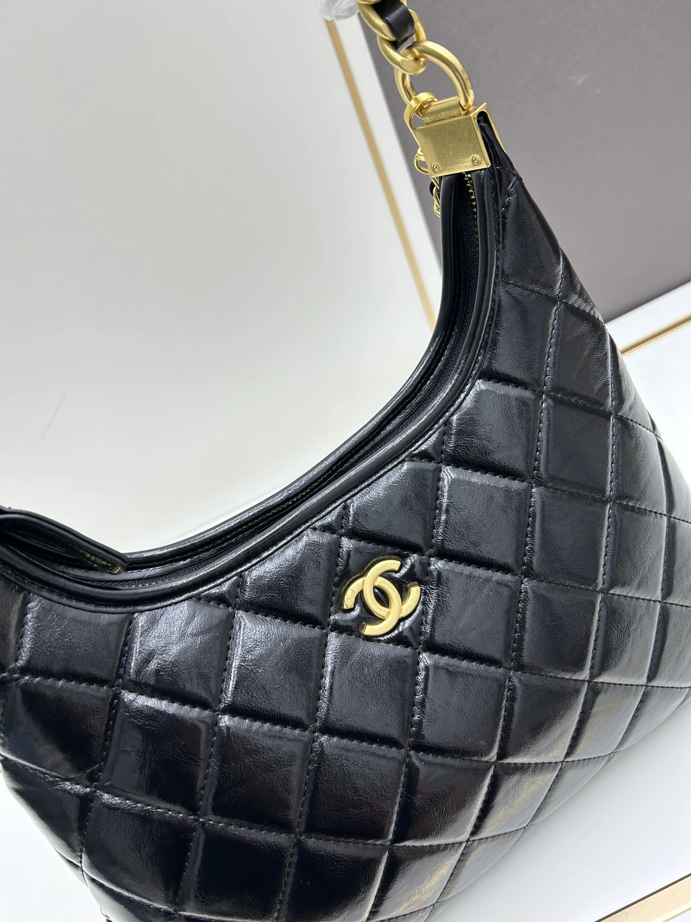 Trendy 396 Chanel AAA Quality Shoulder Bags For Women