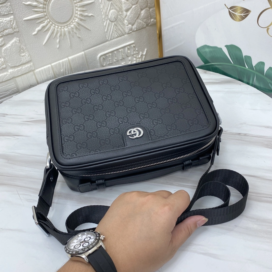 Trendy 4155 Gucci AAA Man Messenger Bags