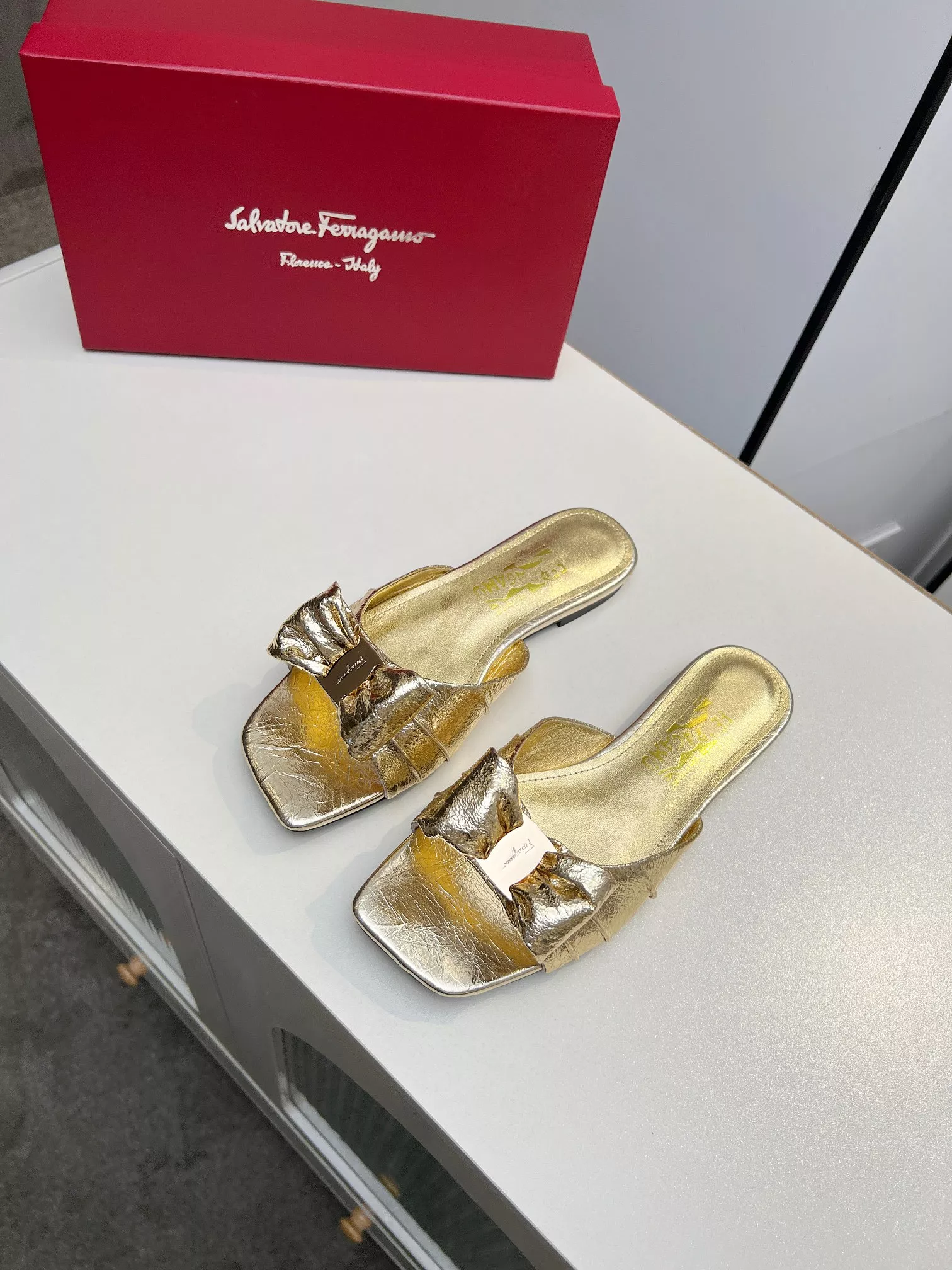 Trendy 4205 Salvatore Ferragamo Slippers For Women