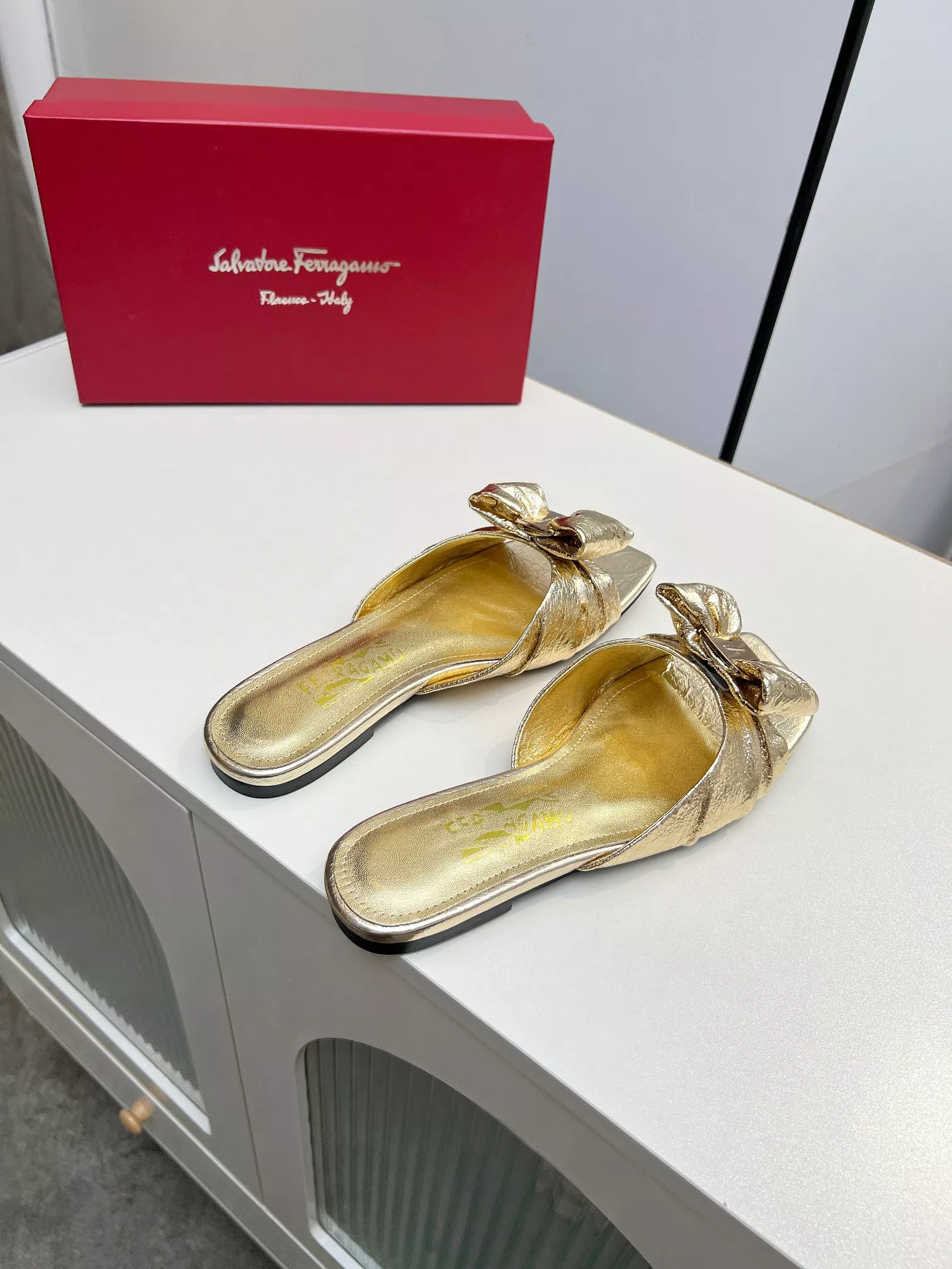 Trendy 4205 Salvatore Ferragamo Slippers For Women