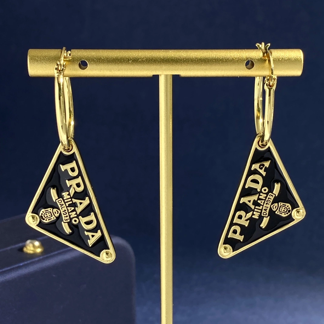 Trendy 4212 Prada Earrings For Women