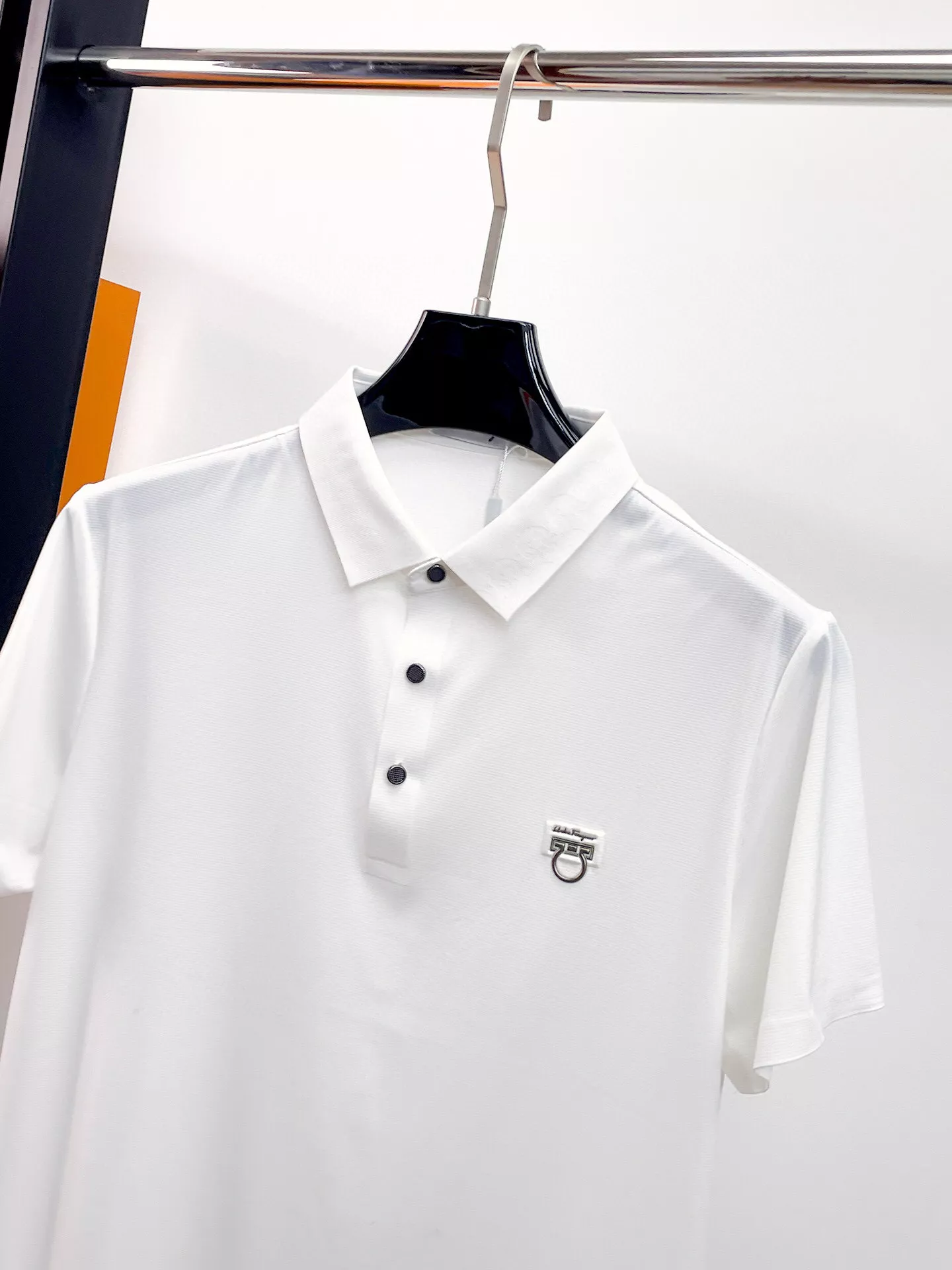 Trendy 4334 Salvatore Ferragamo T-Shirts Short Sleeved For Men