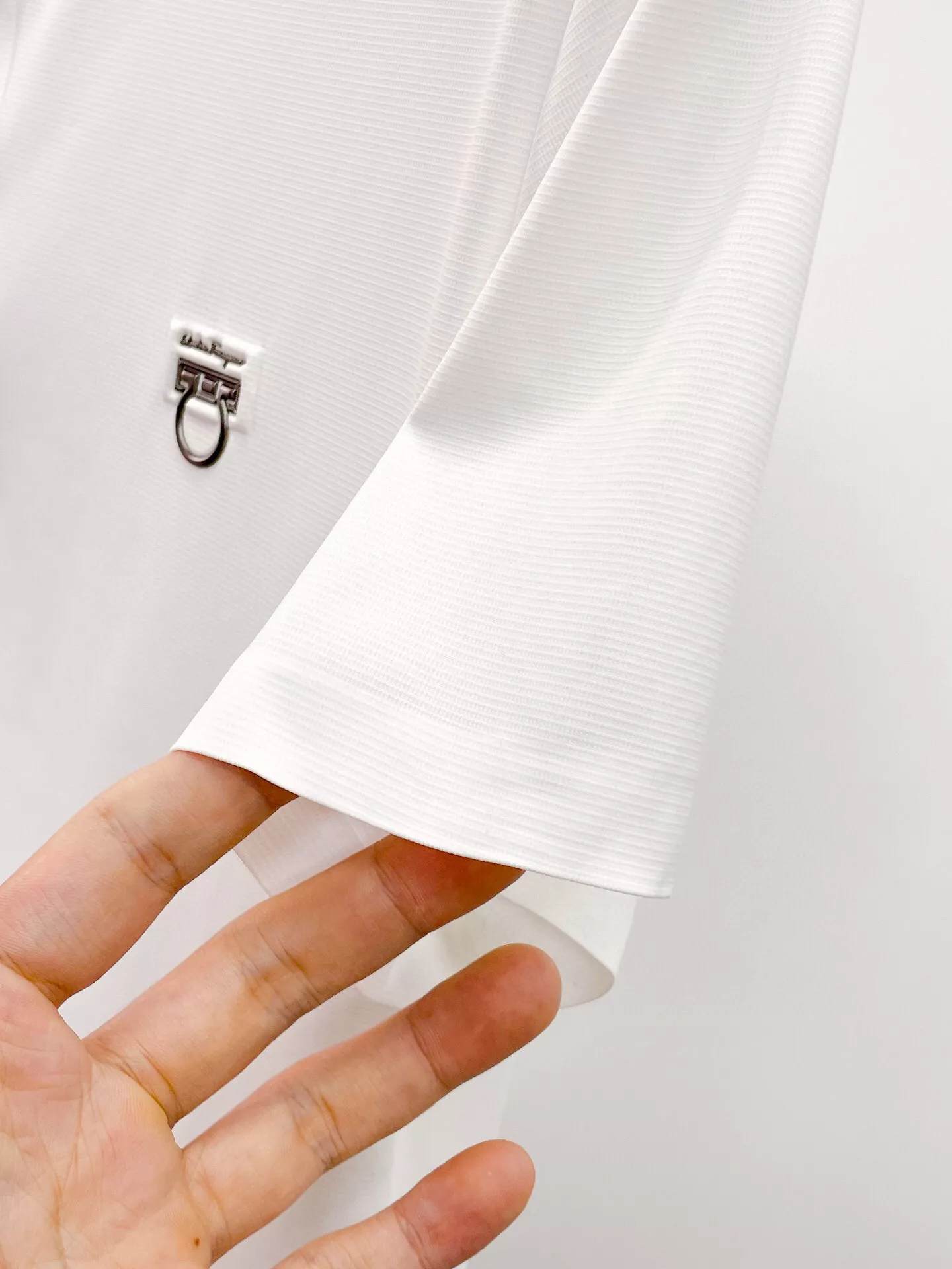 Trendy 4334 Salvatore Ferragamo T-Shirts Short Sleeved For Men
