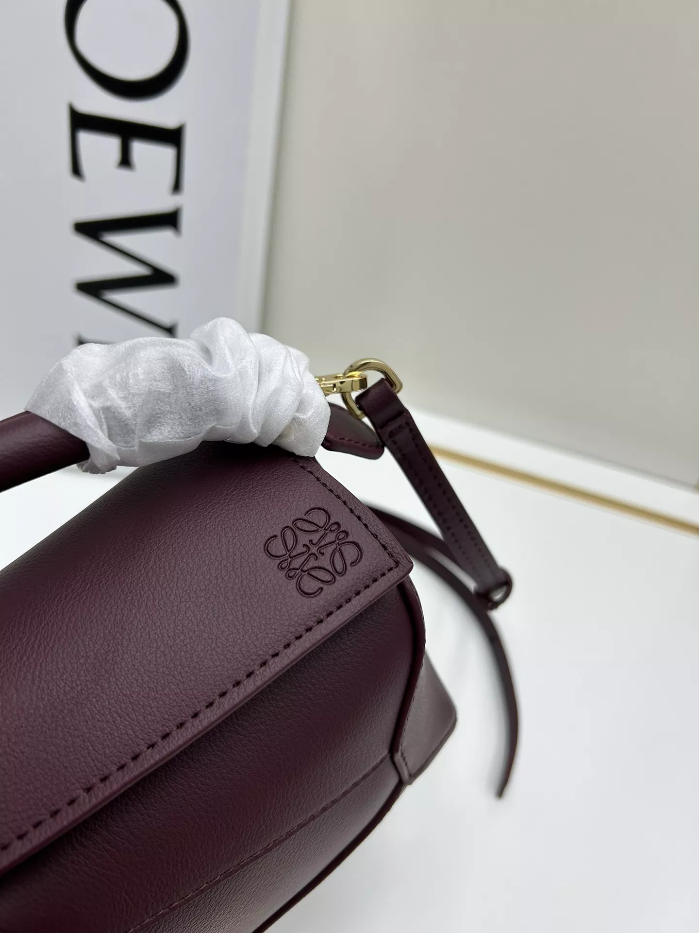 Trendy 4514 LOEWE AAA Quality Messenger Bags For Women