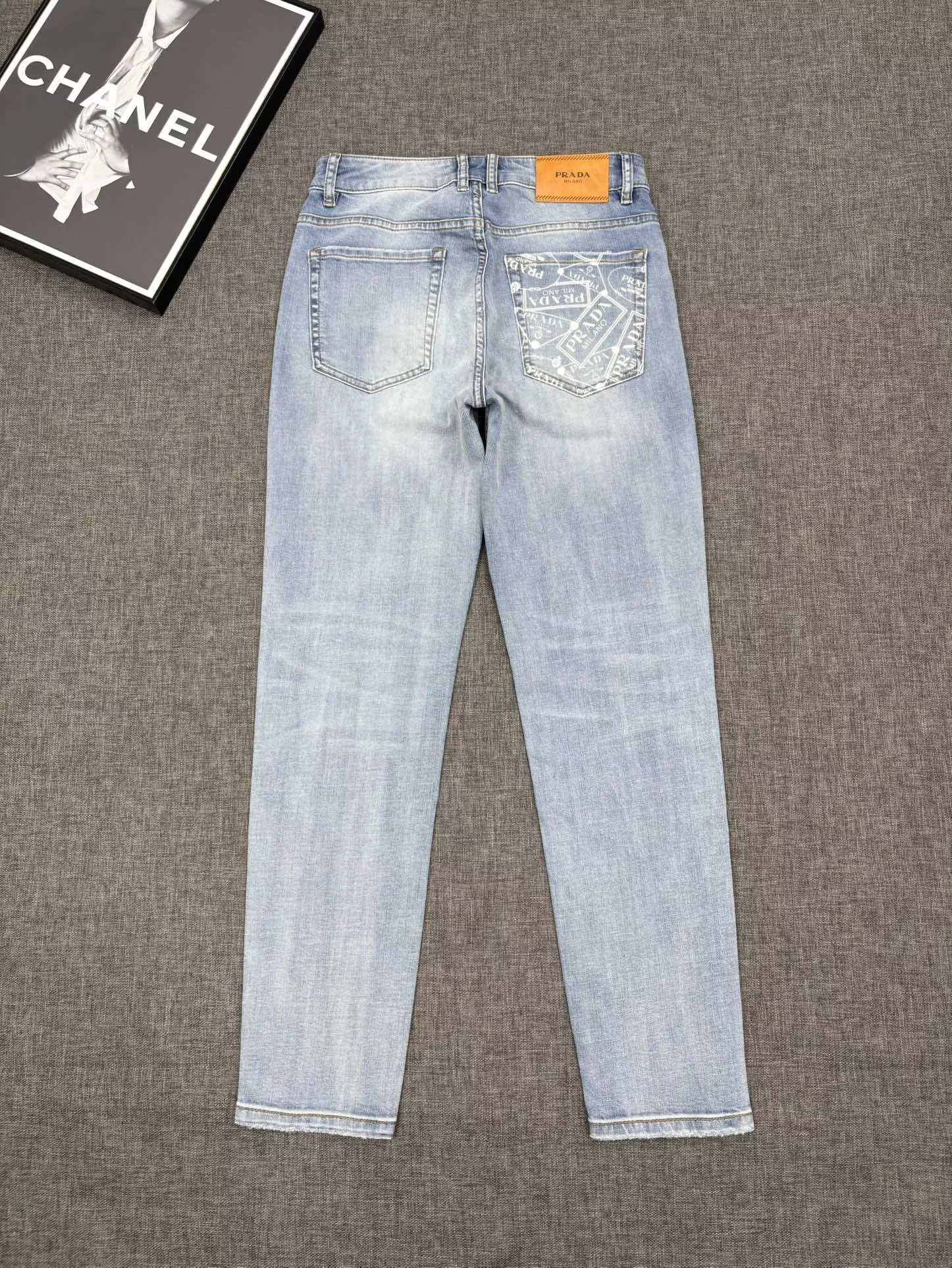 Trendy 4604 Prada Jeans For Men