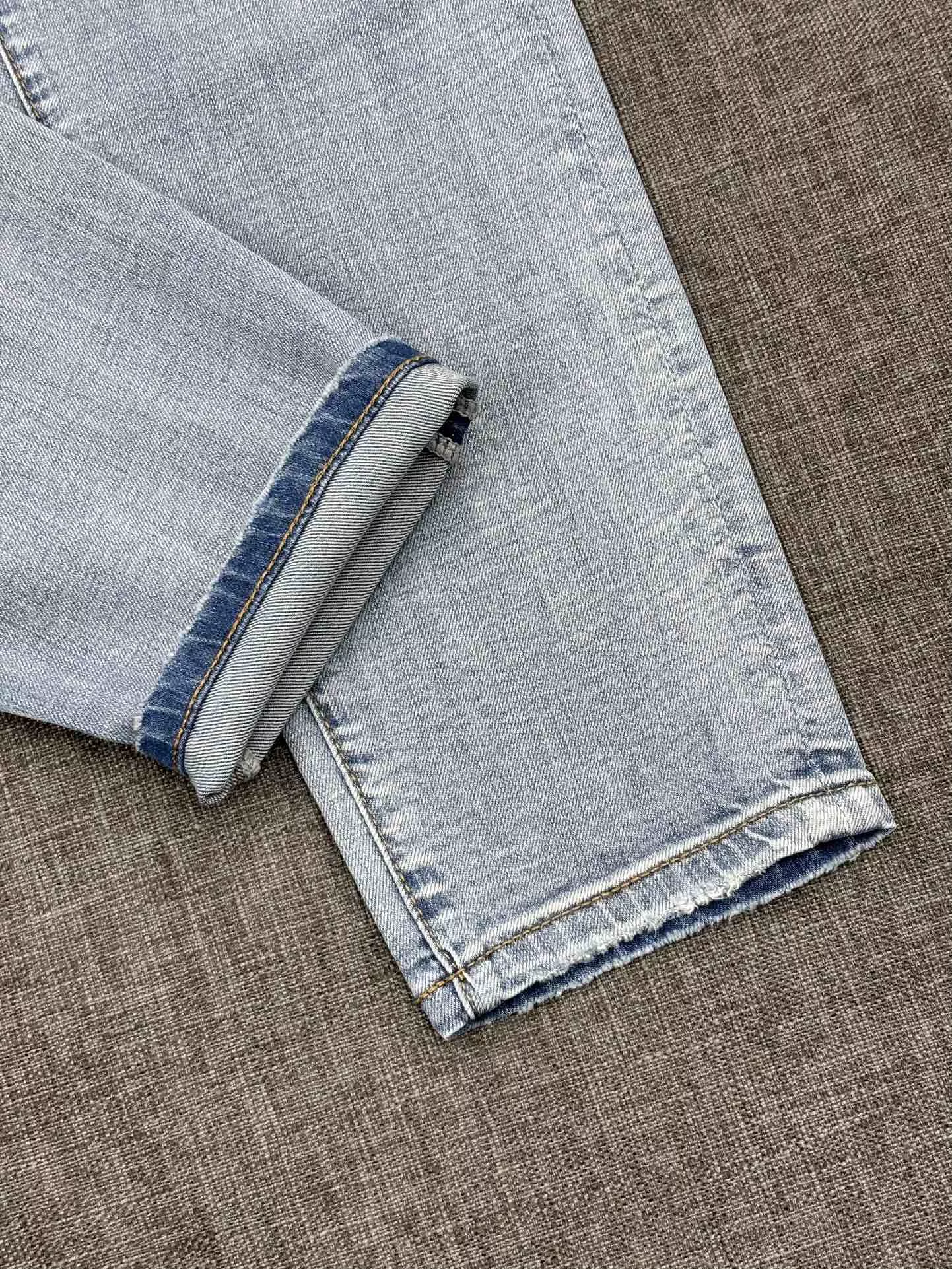 Trendy 4604 Prada Jeans For Men