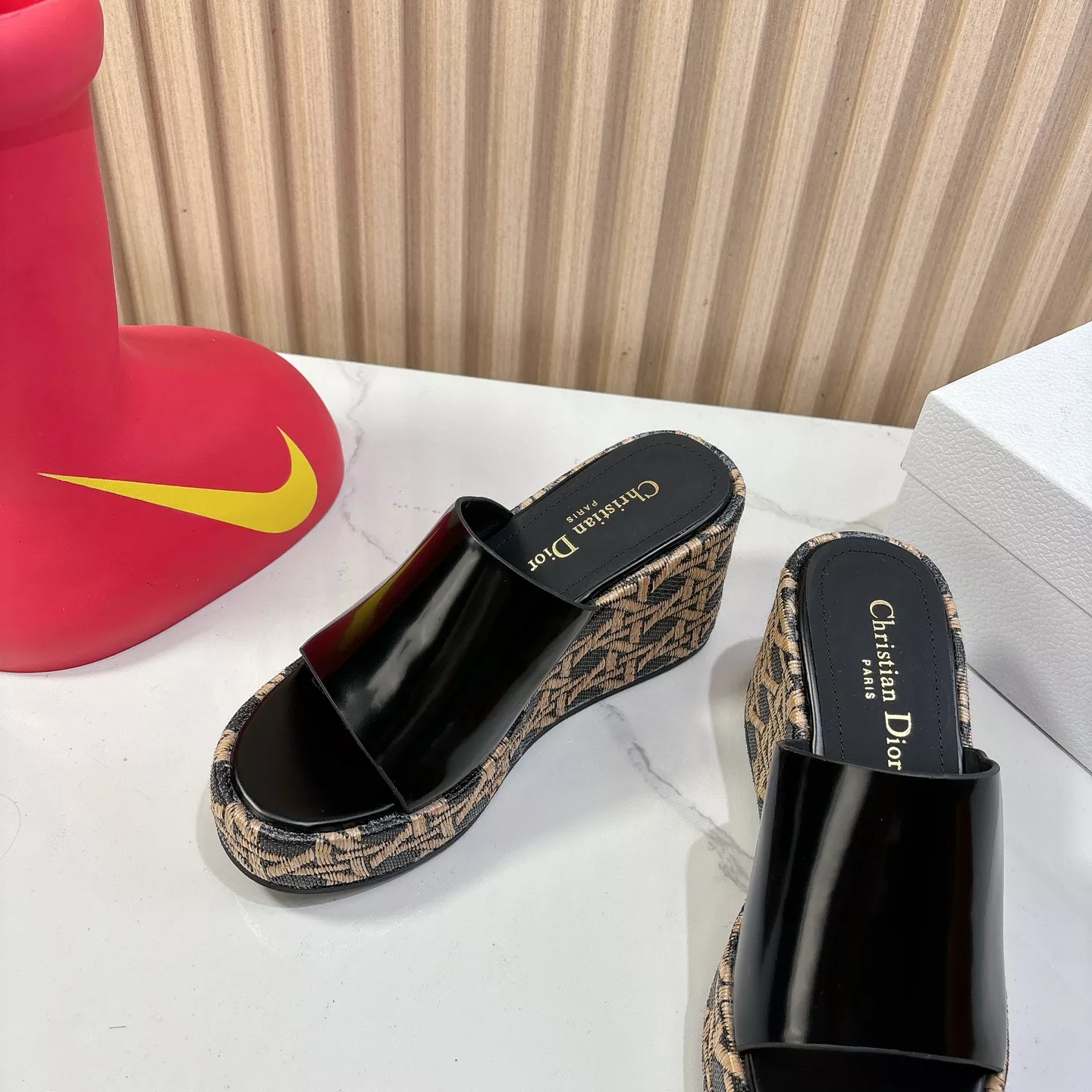 Trendy 4958 Christian Dior Slippers For Women