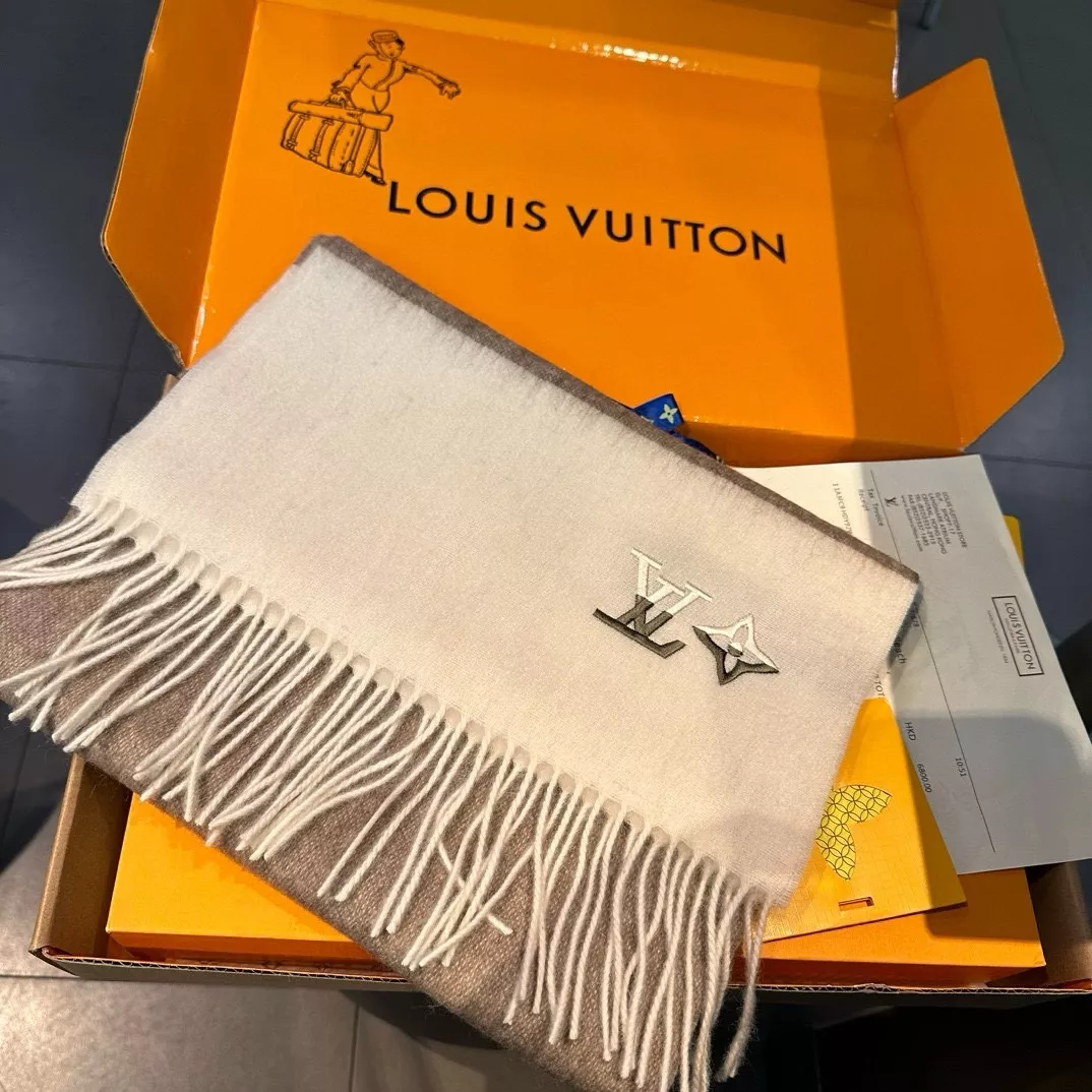 Trendy 4964 Louis Vuitton Scarf For Women