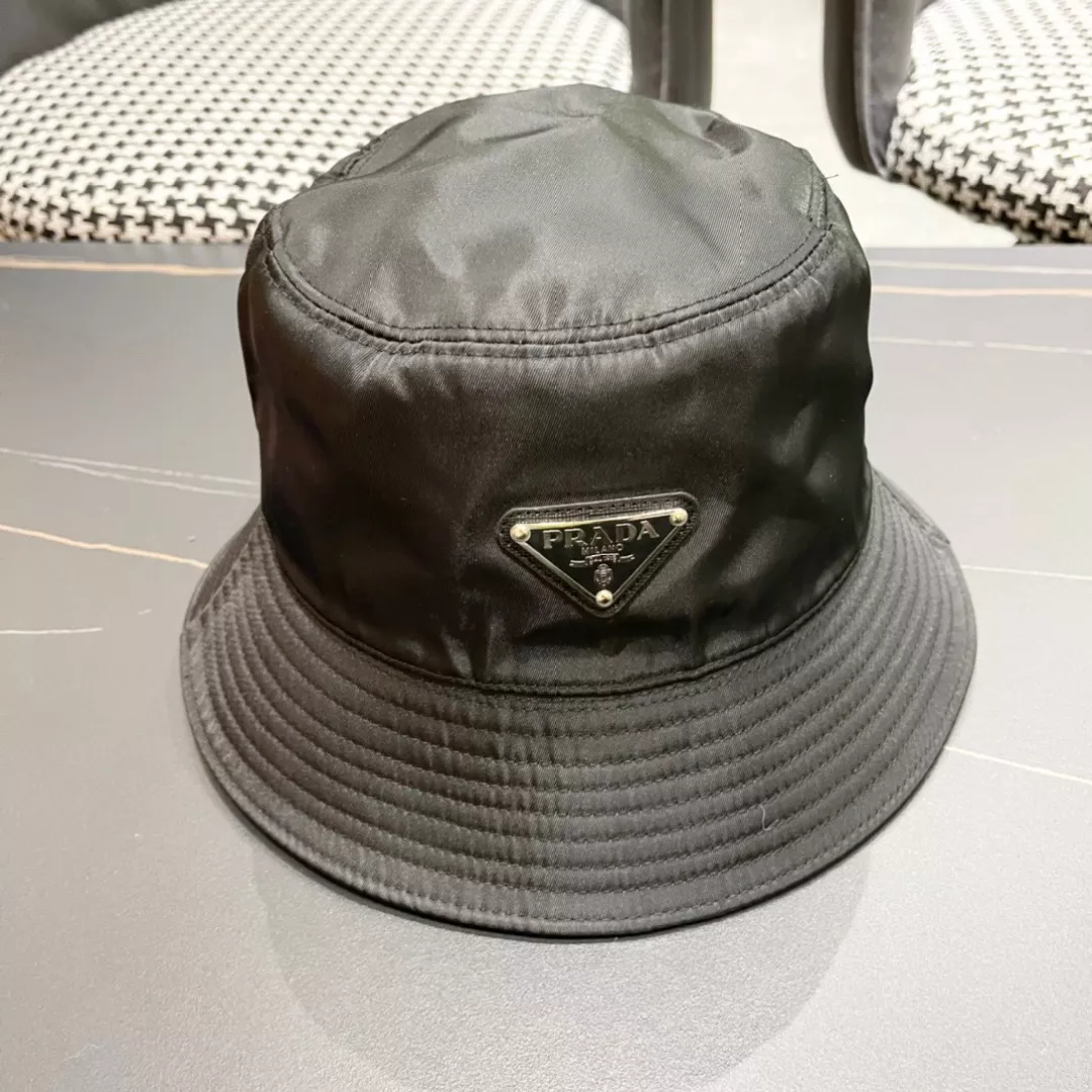 Trendy 4992 Prada Caps