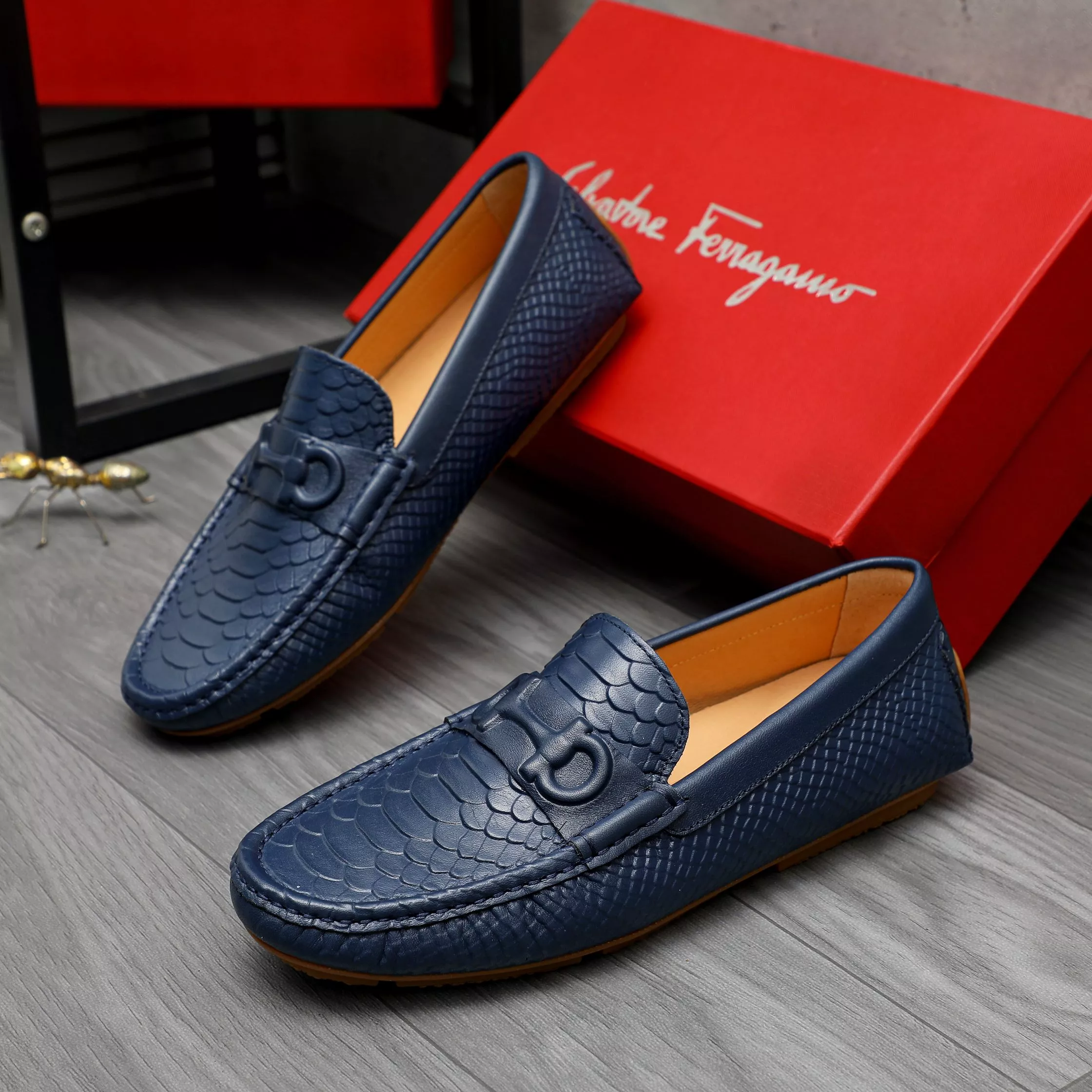 Trendy 506 Salvatore Ferragamo Leather Shoes For Men