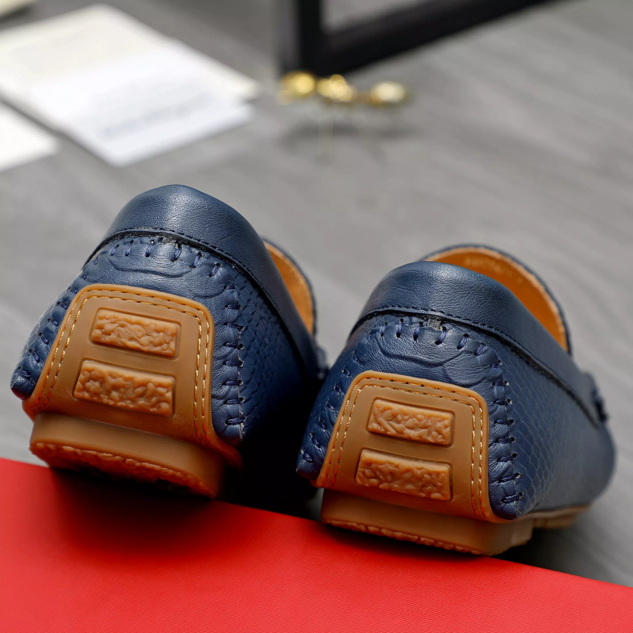 Trendy 506 Salvatore Ferragamo Leather Shoes For Men