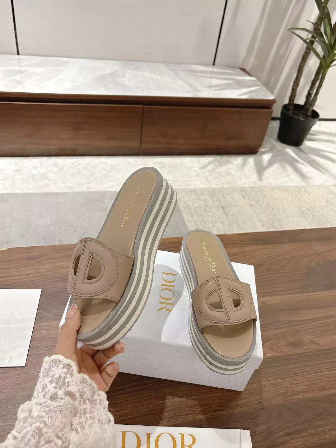 Trendy 5178 Christian Dior Slippers For Women