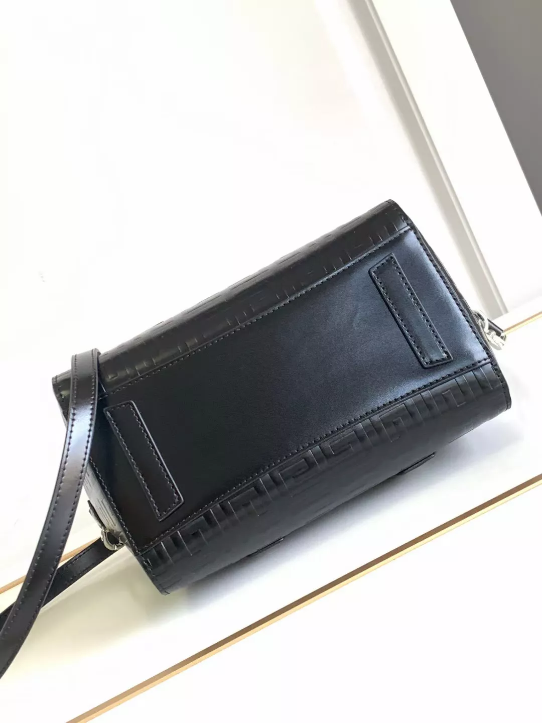 Trendy 5215 Givenchy AAA Quality Handbags For Women