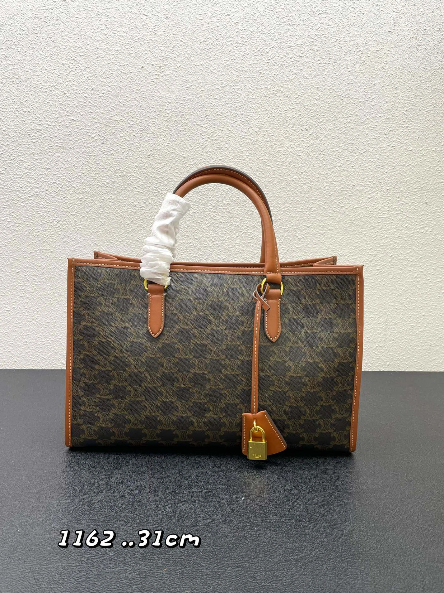 Trendy 5252 Celine AAA Quality Handbags For Women