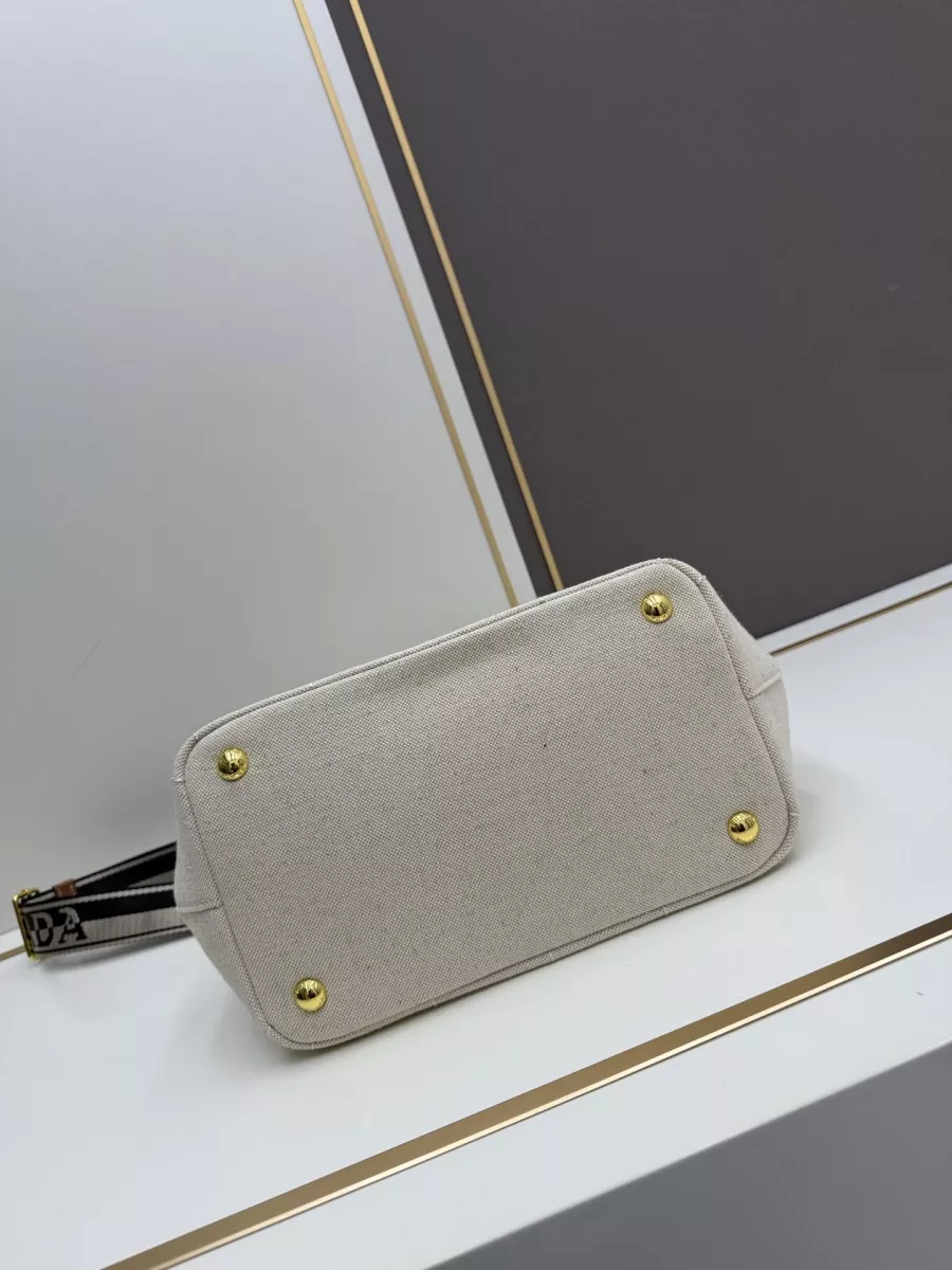Trendy 5273 Prada AAA Quality Handbags For Women