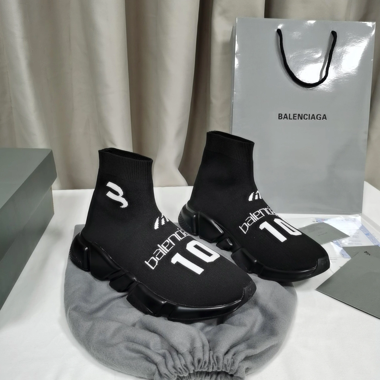 Trendy 5286 Balenciaga Boots For Men