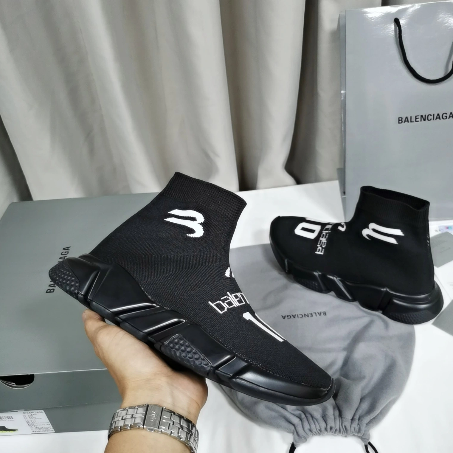 Trendy 5286 Balenciaga Boots For Men