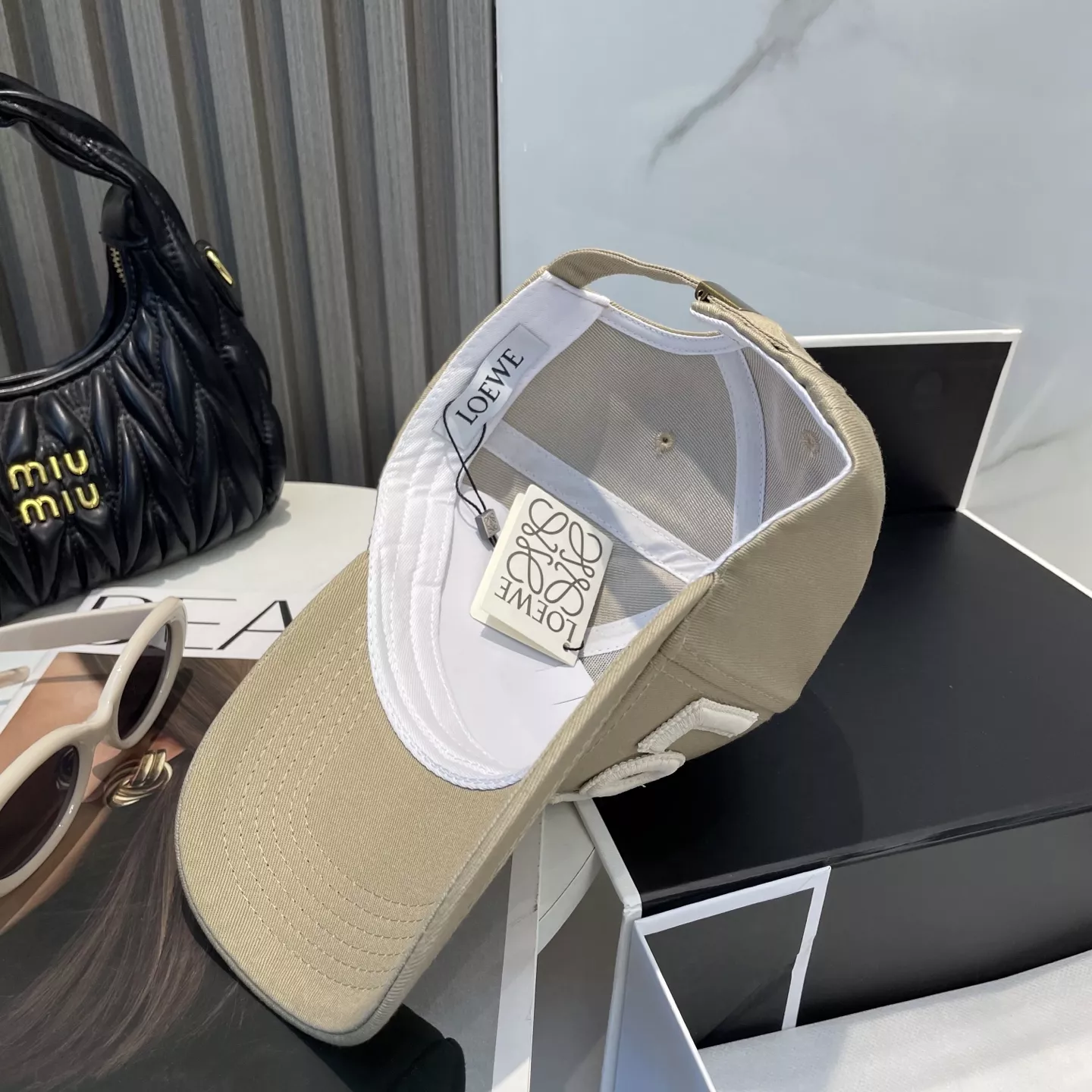 Trendy 5302 LOEWE Caps