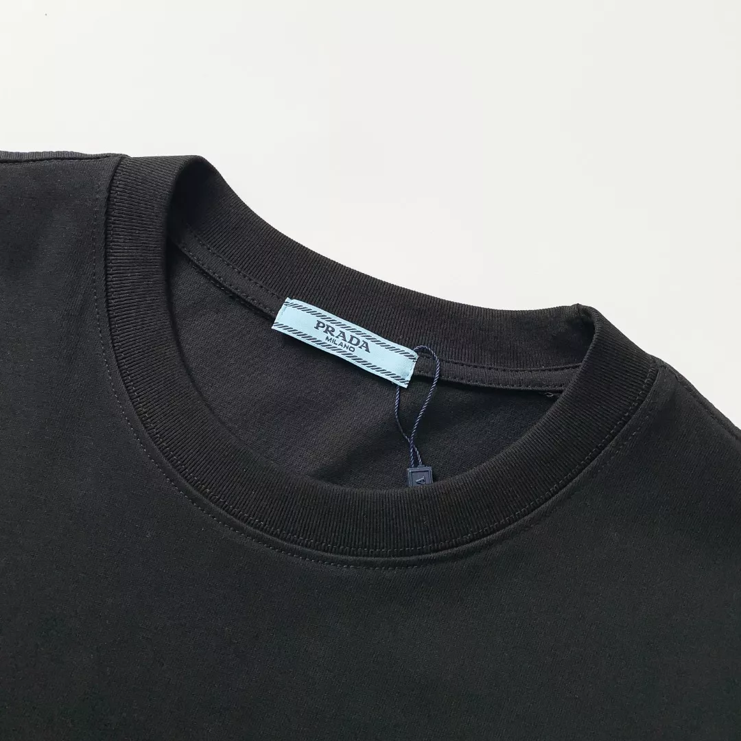 Trendy 5607 Prada T-Shirts Short Sleeved For Unisex
