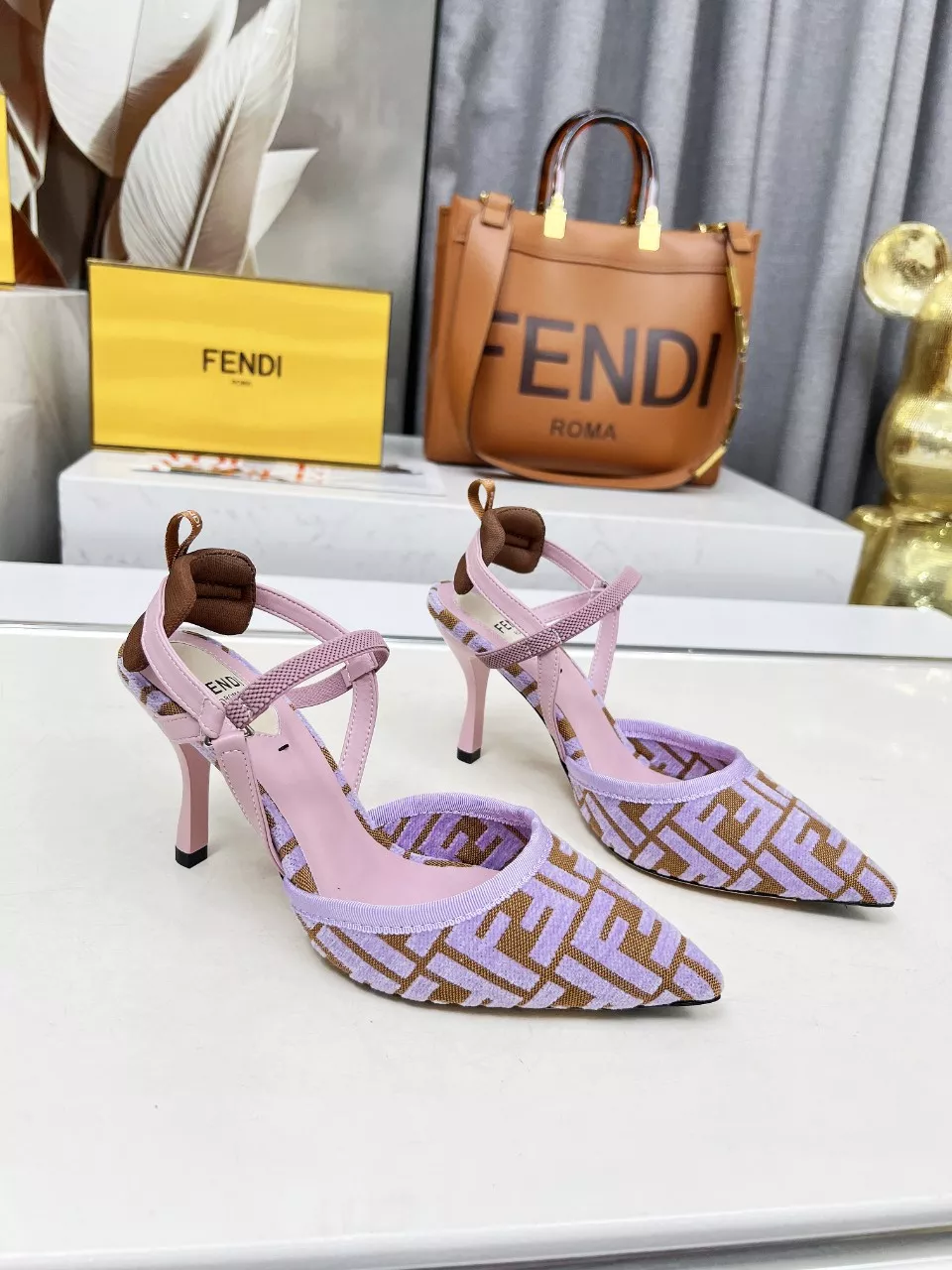 Trendy 5729 Fendi Sandal For Women