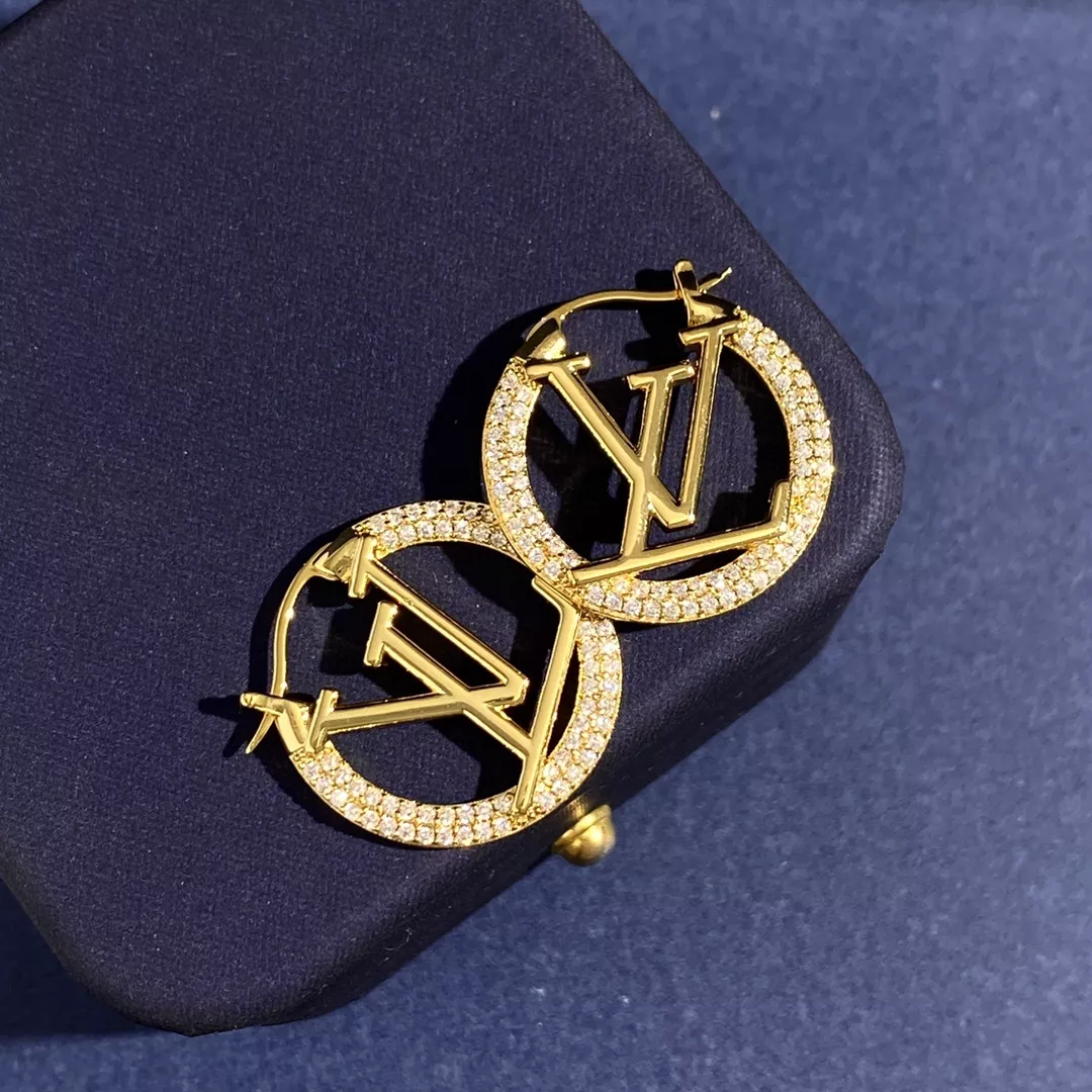 Trendy 5877 Louis Vuitton Earrings For Women