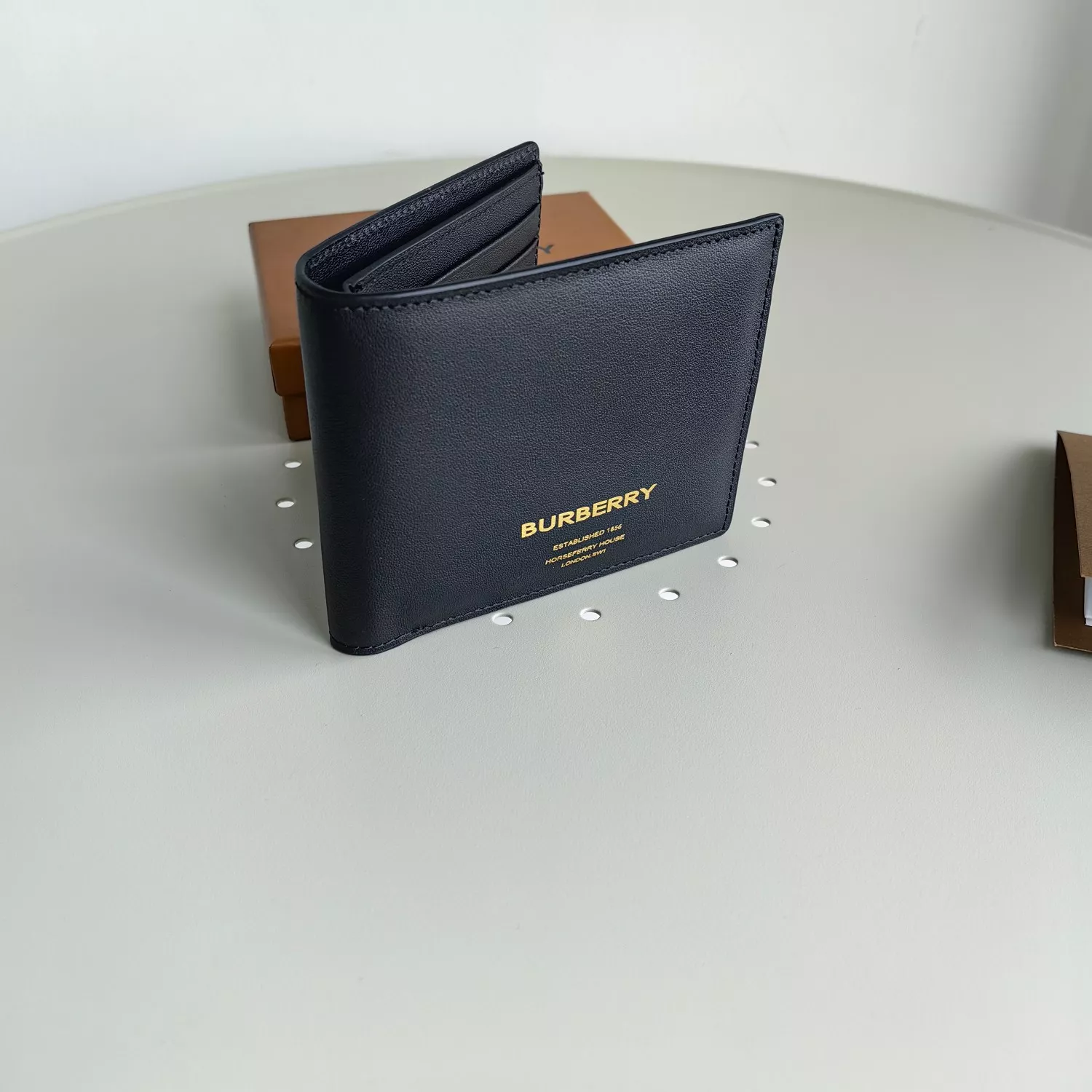 Trendy 5937 Burberry AAA Man Wallets
