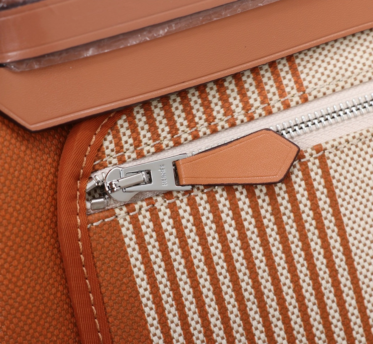 Trendy 6074 Hermes AAA Quality Handbags For Women