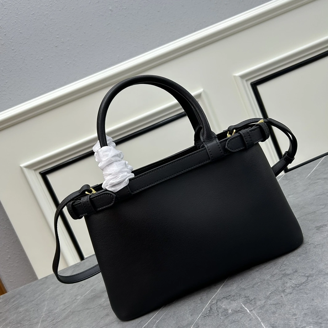 Trendy 6145 Prada AAA Quality Handbags For Women