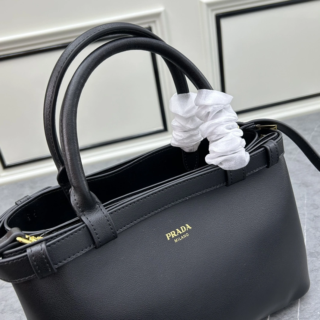 Trendy 6145 Prada AAA Quality Handbags For Women