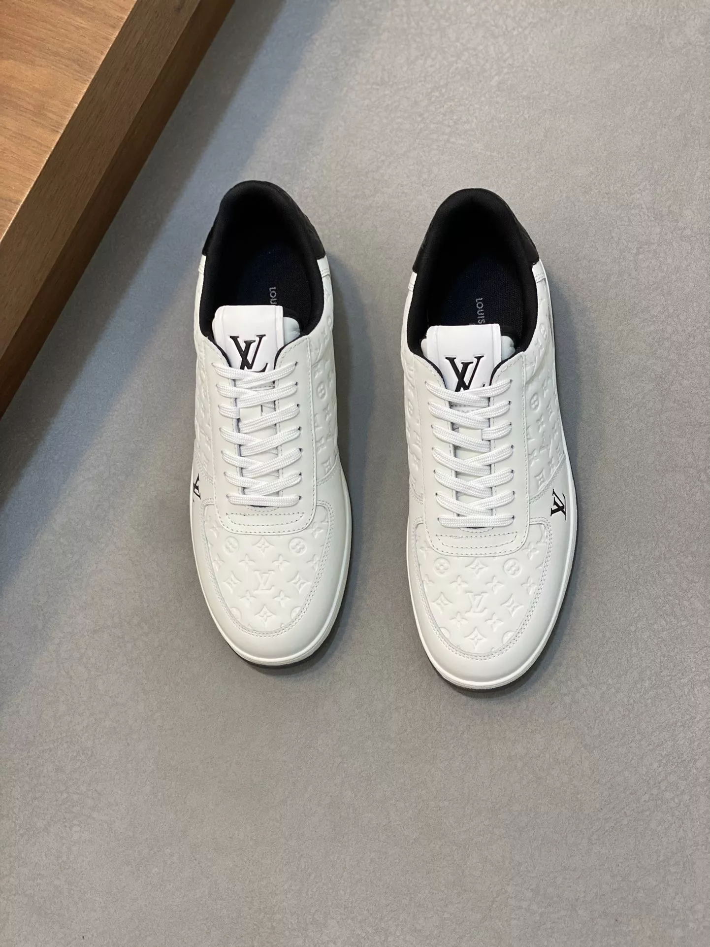 Trendy 6153 Louis Vuitton Casual Shoes For Men