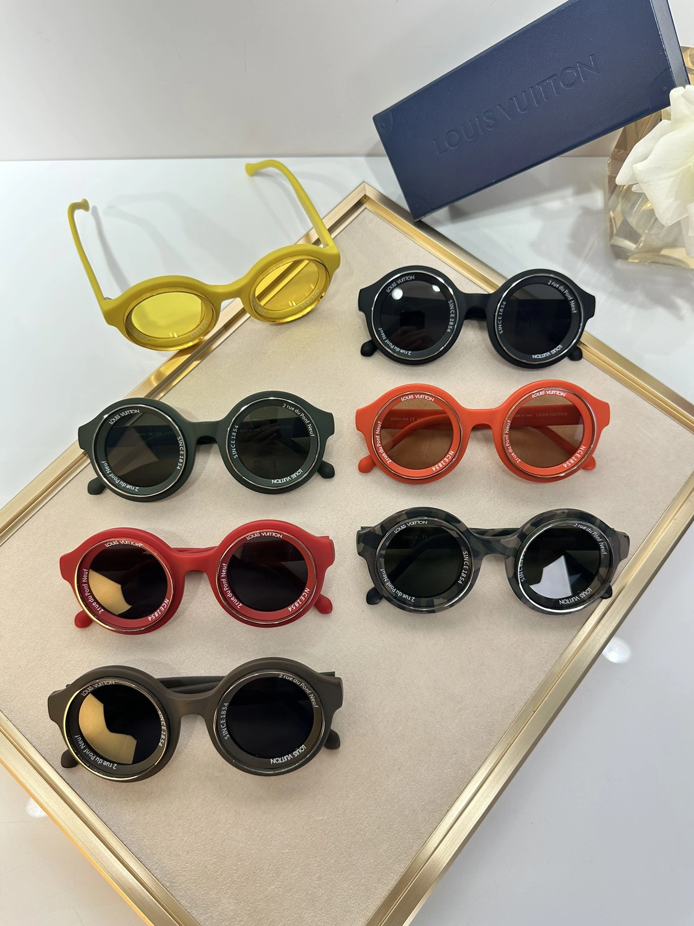 Trendy 6184 Louis Vuitton AAA Quality Sunglasses