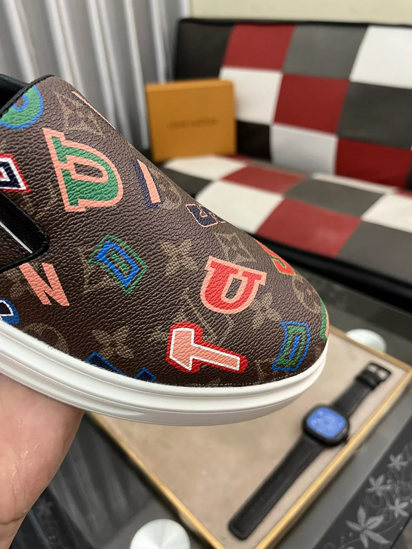 Trendy 6252 Louis Vuitton Casual Shoes For Men