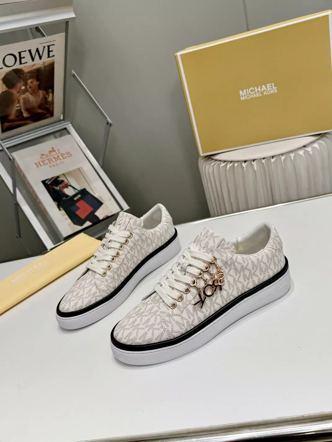 Trendy 626 Michael Kors Casual Shoes For Women