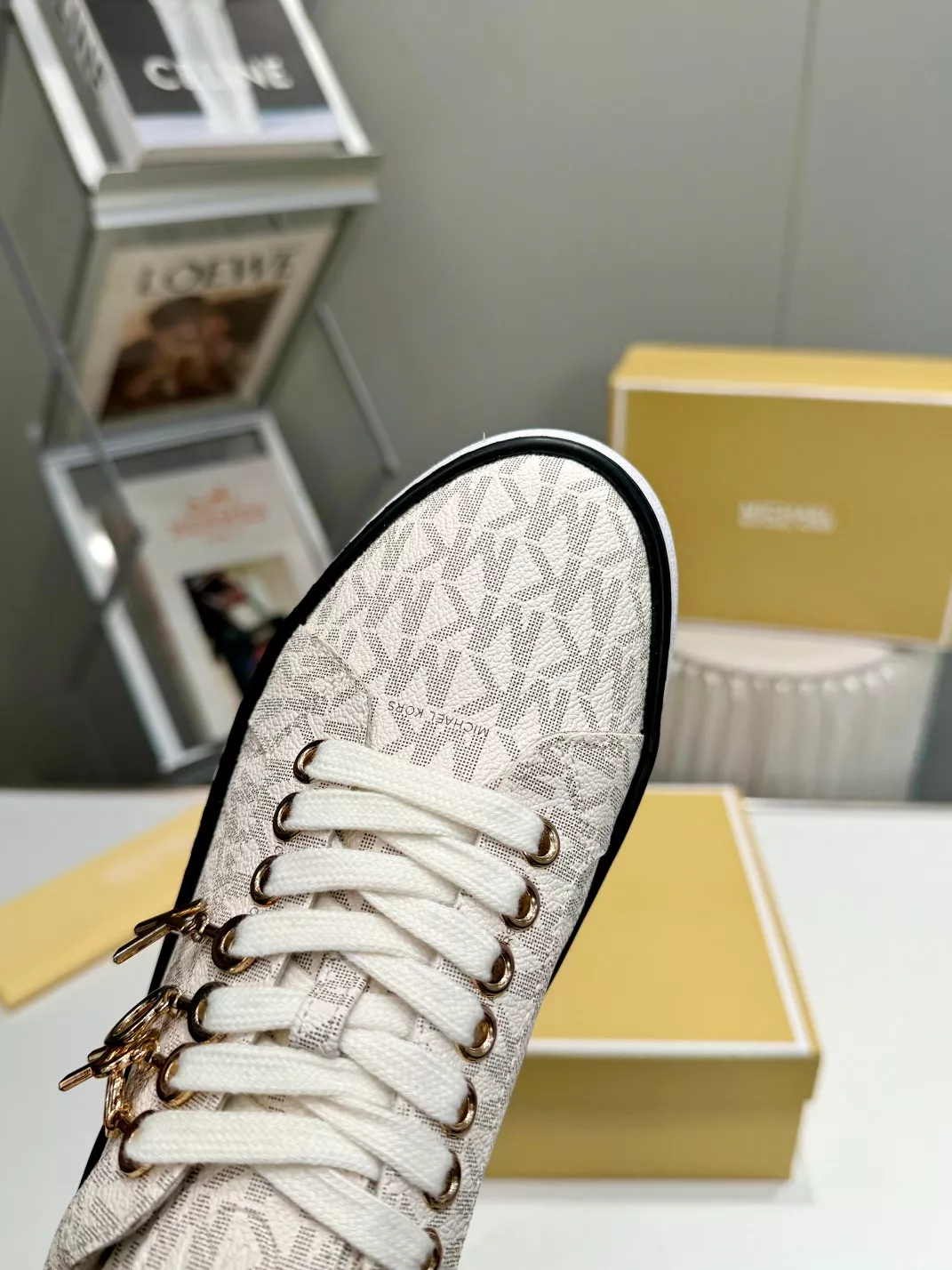 Trendy 626 Michael Kors Casual Shoes For Women