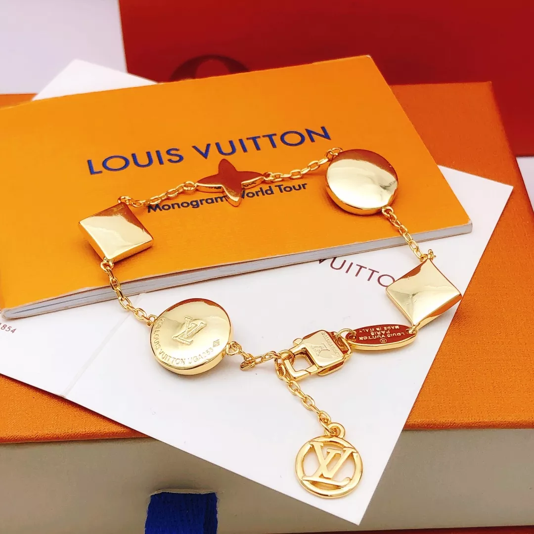 Trendy 6340 Louis Vuitton LV Bracelets