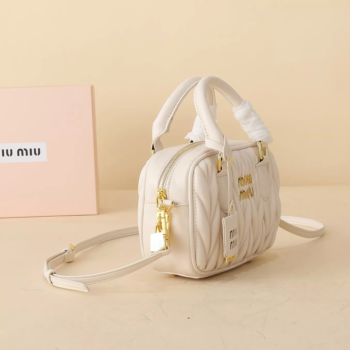 Trendy 6367 MIU MIU AAA Quality Handbags For Women