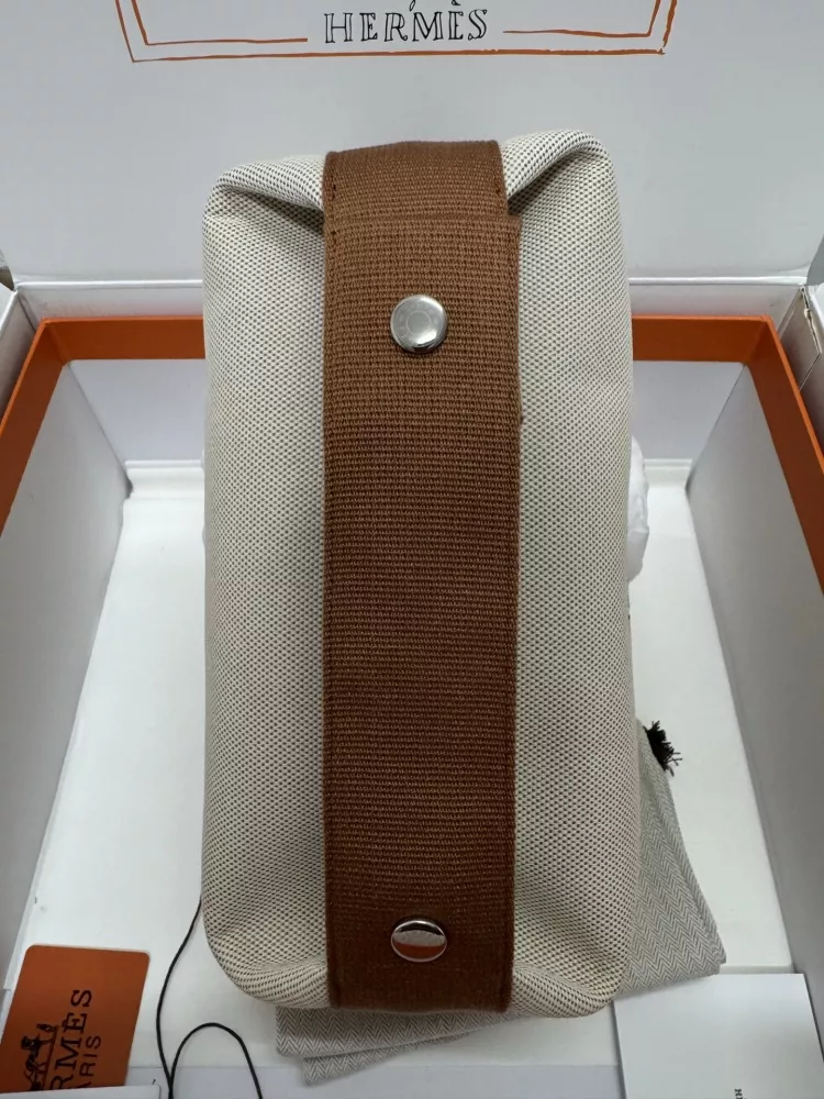 Trendy 644 Hermes AAA Quality Handbags In Coffee For Women